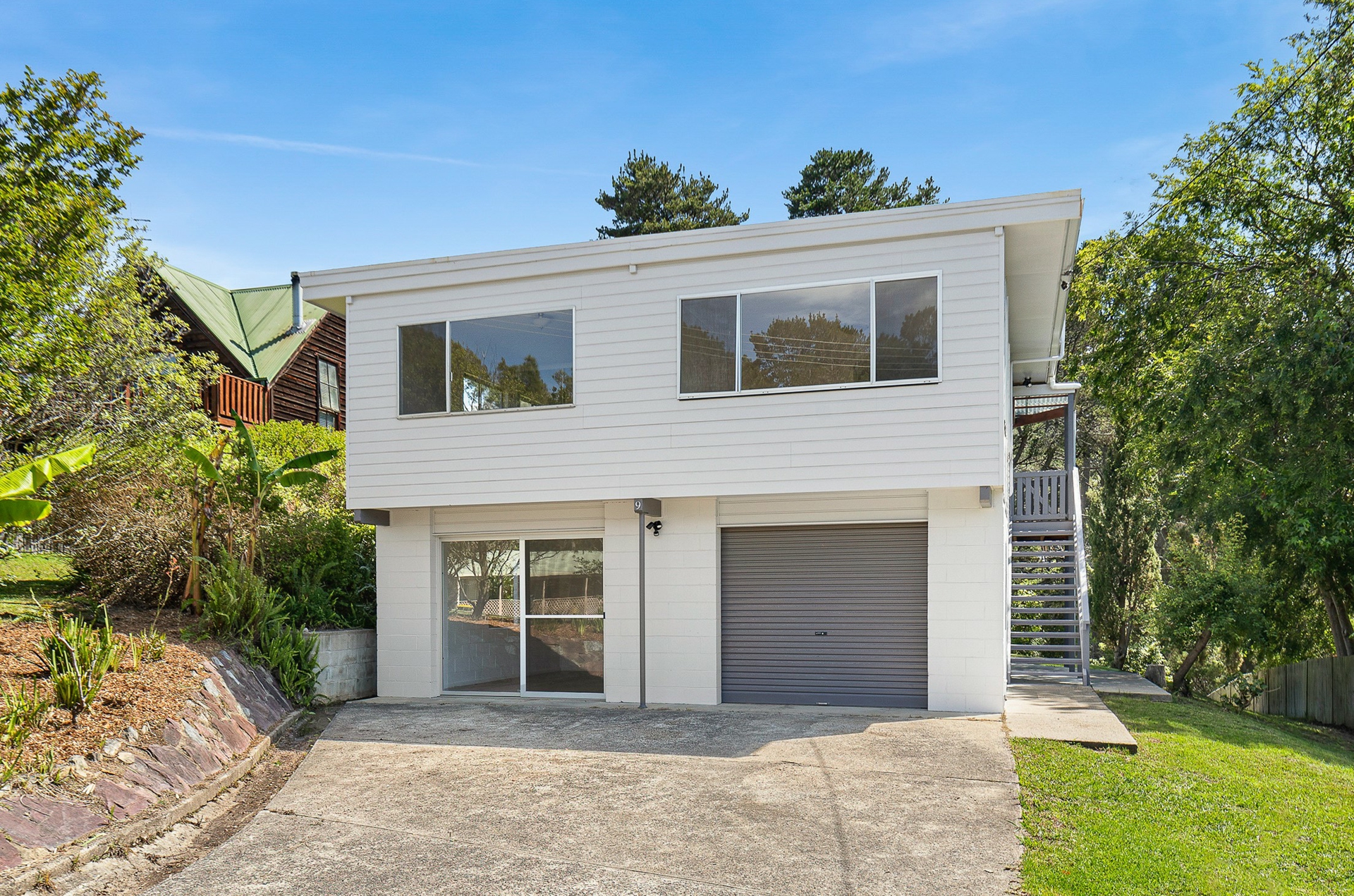 9 Thomson Parade, Dalmeny