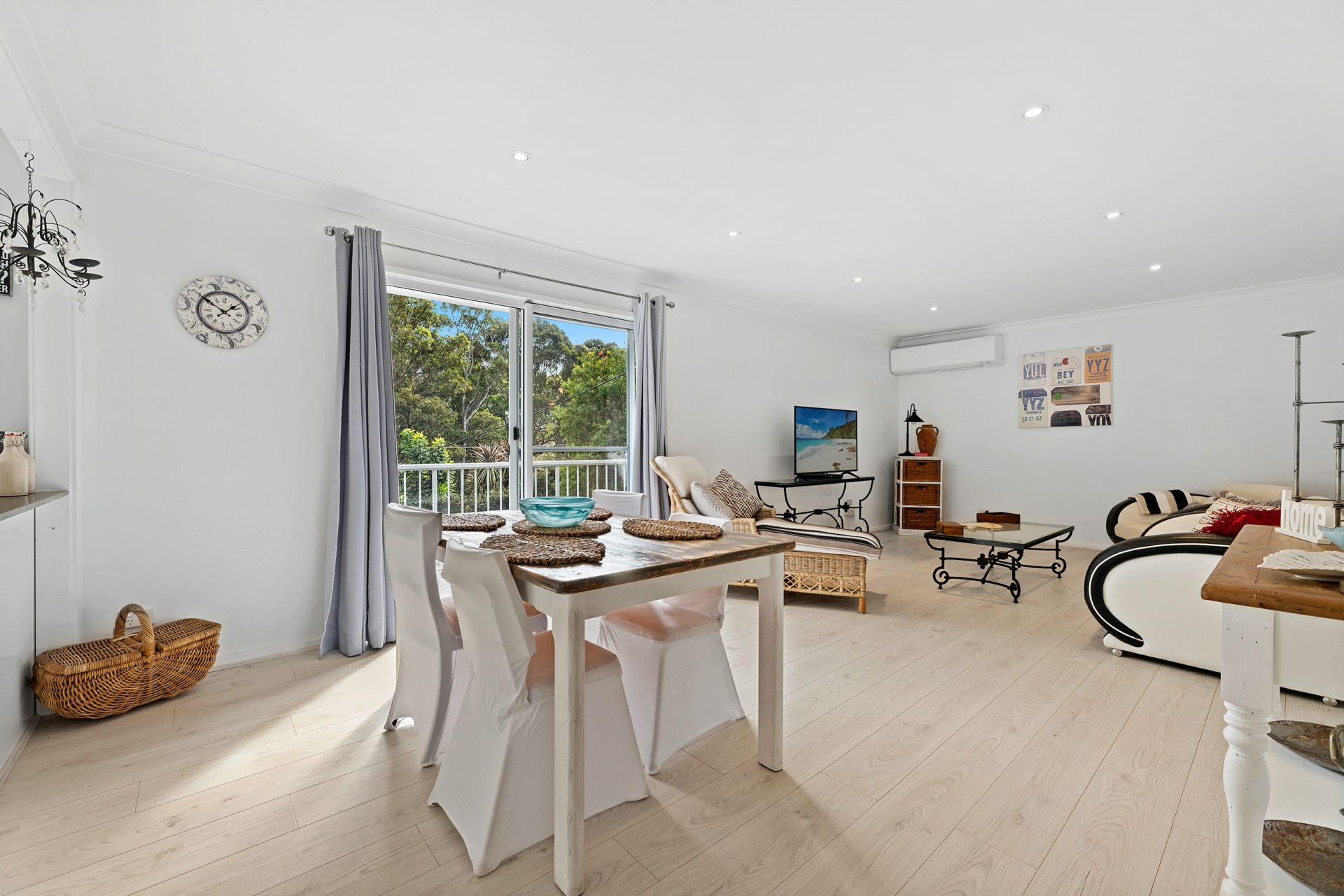 27 Barker Parade, NAROOMA