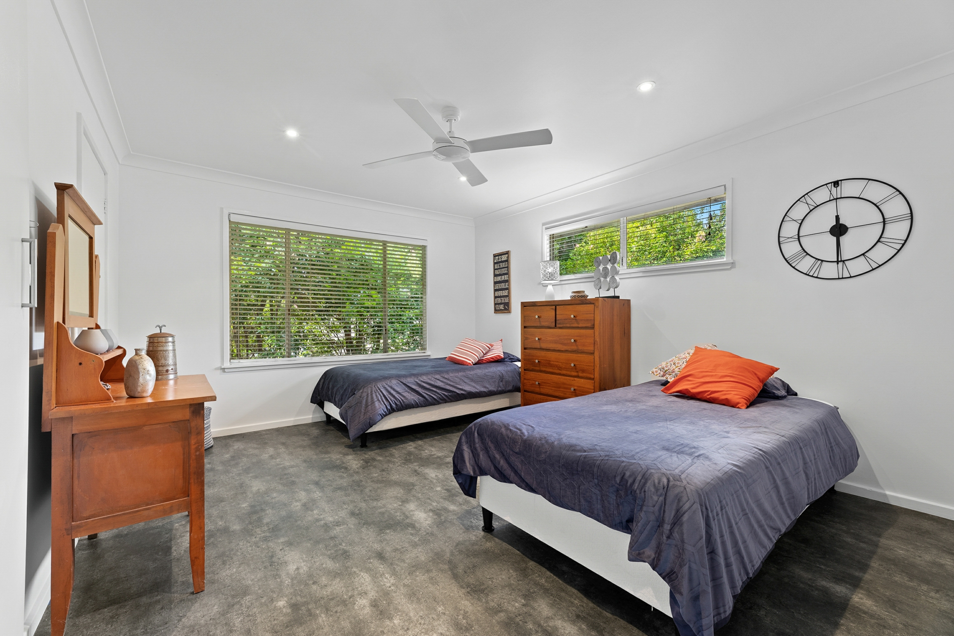 27 Barker Parade, NAROOMA