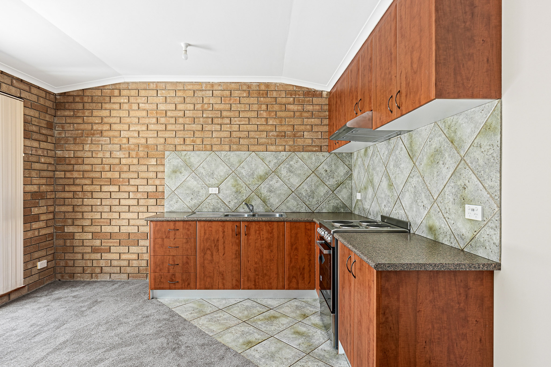 2/1 Woodbury Road, NORTH NAROOMA