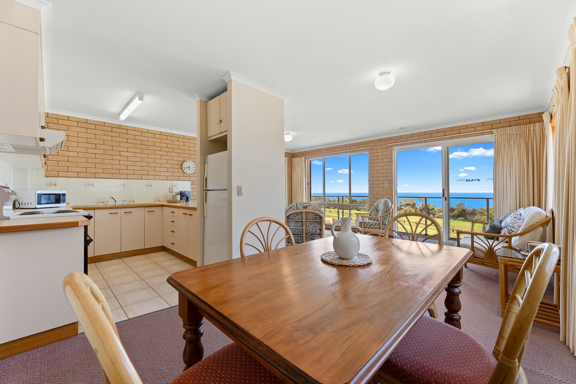 Narooma, 2546