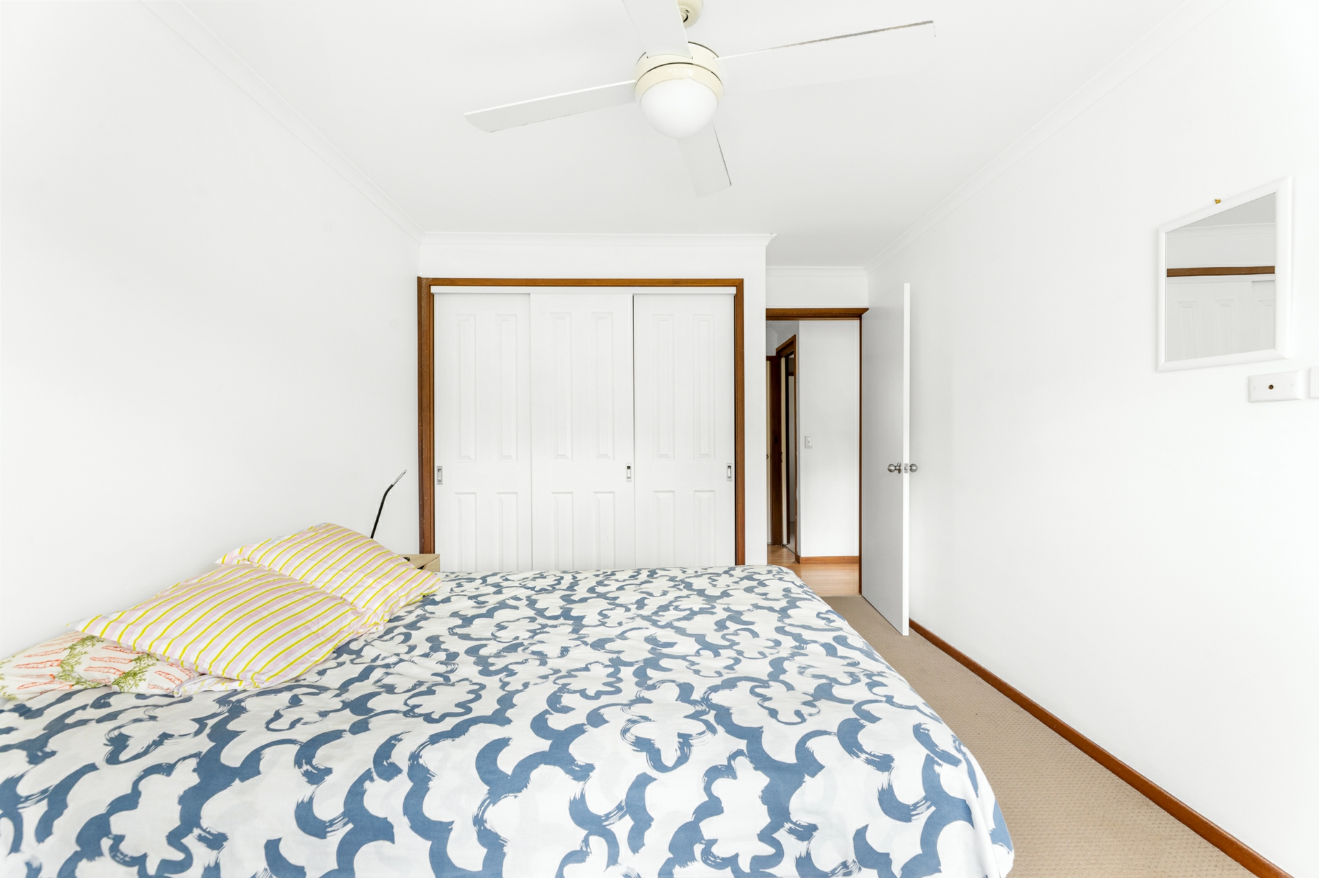 2/19-21 Collins Crescent — photo 11 of 19