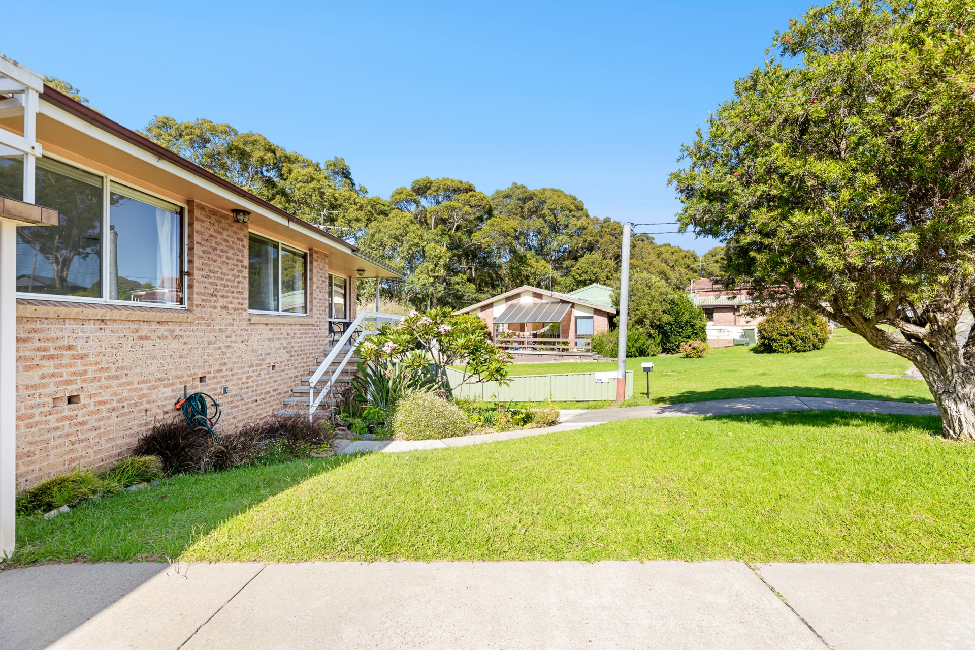 2/19-21 Collins Crescent — photo 15 of 19