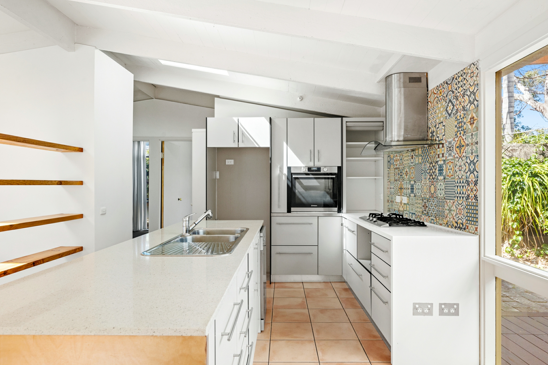 646 Congo Road — photo 7 of 30