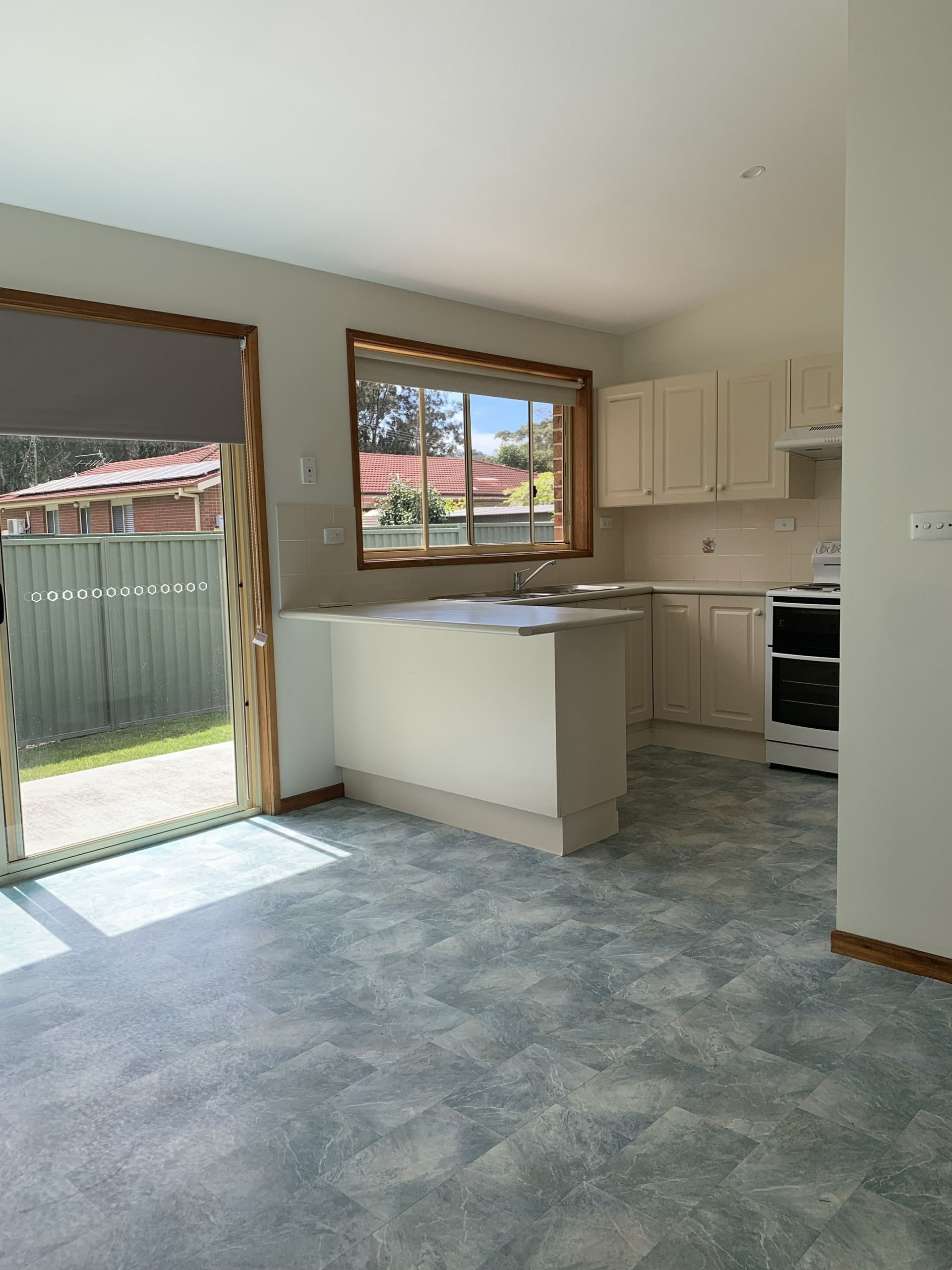 Tomakin, 2537 — photo 3 of 8