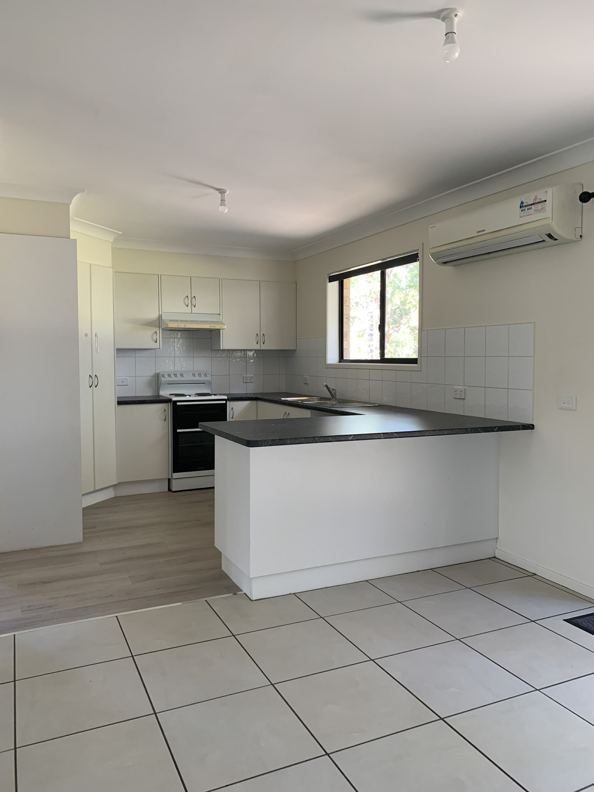 Moruya, 2537 — photo 3 of 8