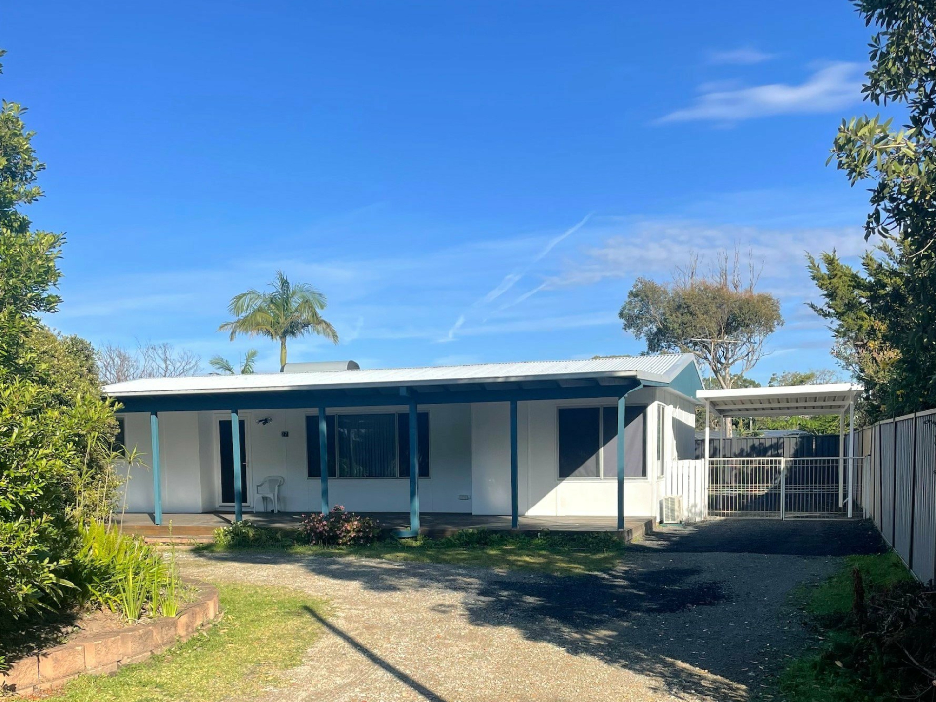 27 Prince Edward Avenue, CULBURRA BEACH
