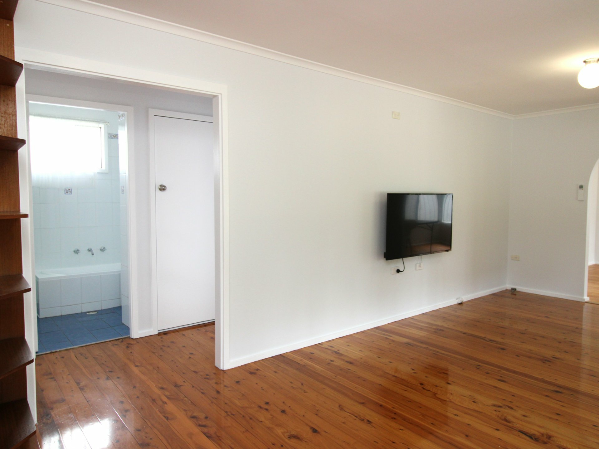 27 Prince Edward Avenue, CULBURRA BEACH