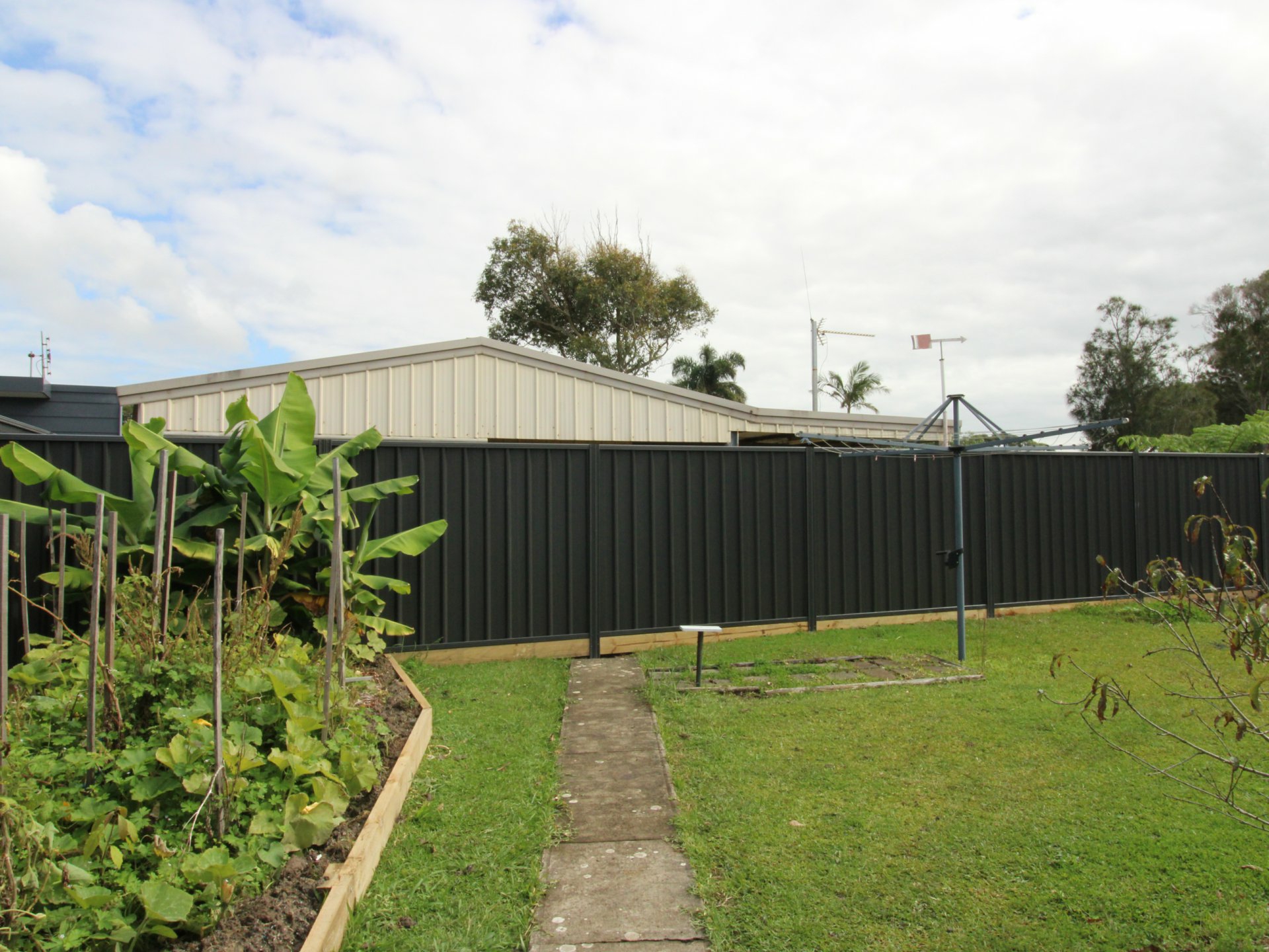 27 Prince Edward Avenue, CULBURRA BEACH