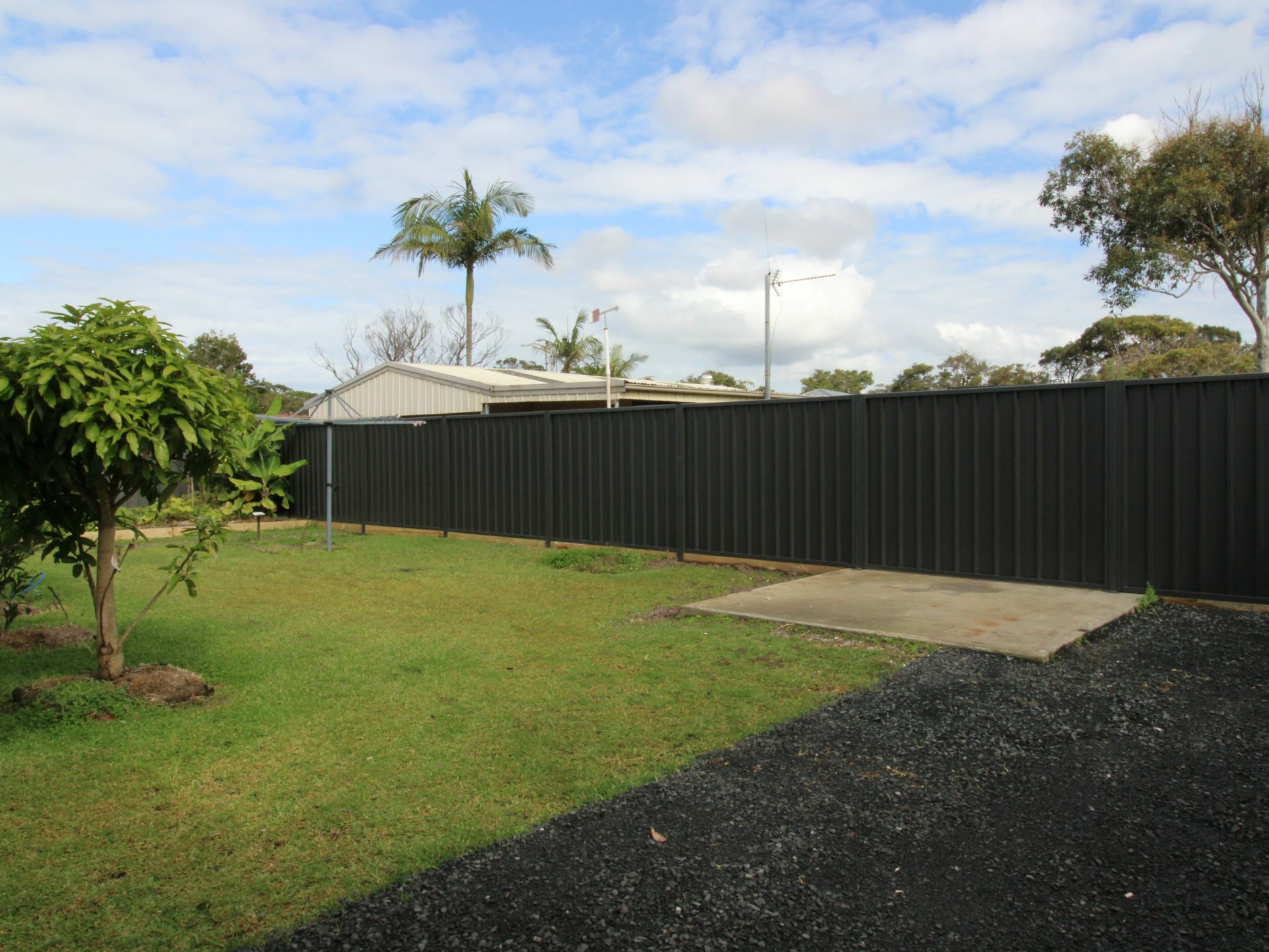 27 Prince Edward Avenue, CULBURRA BEACH