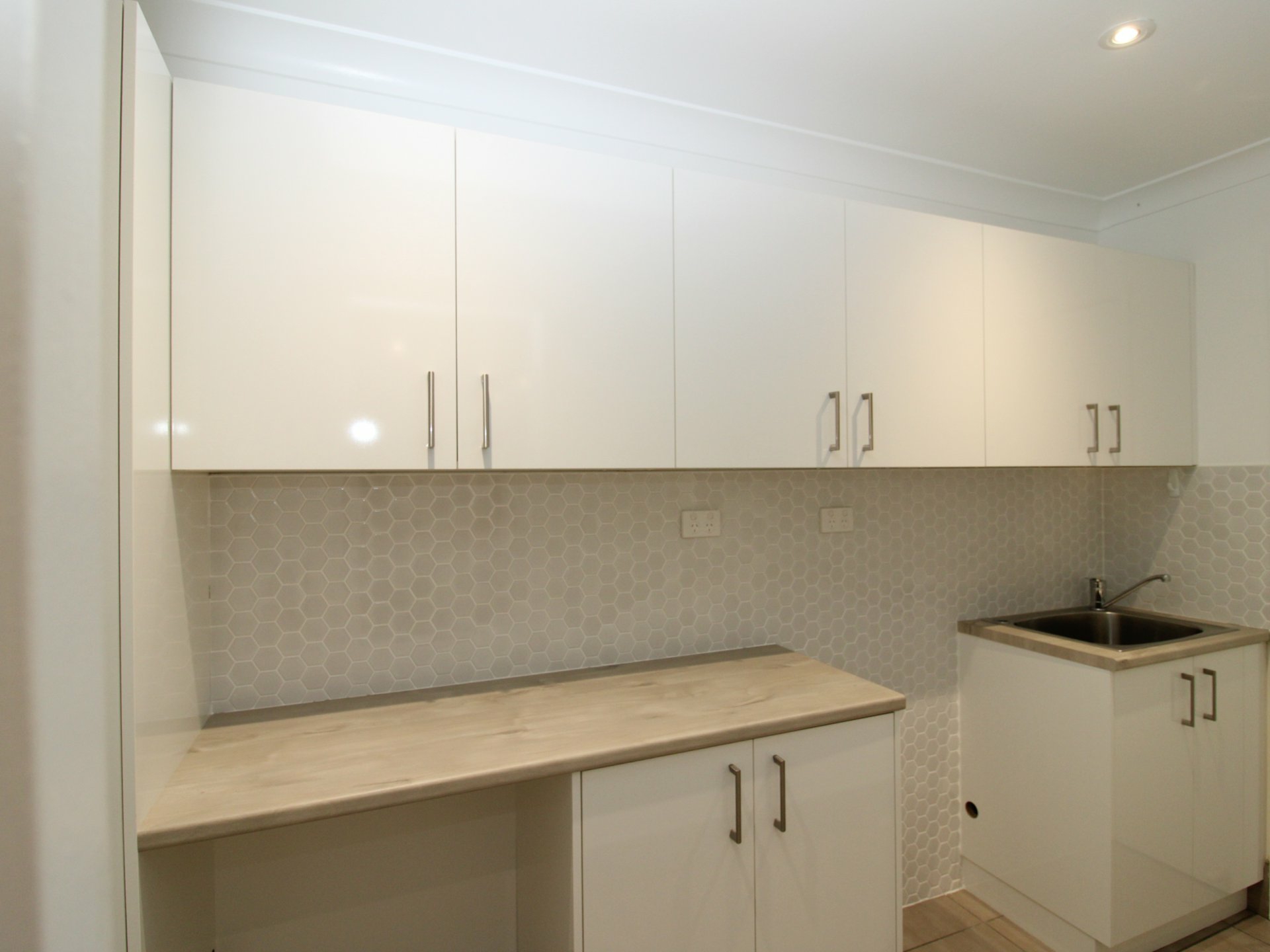 33 Hollingsworth Crescent, CALLALA BAY