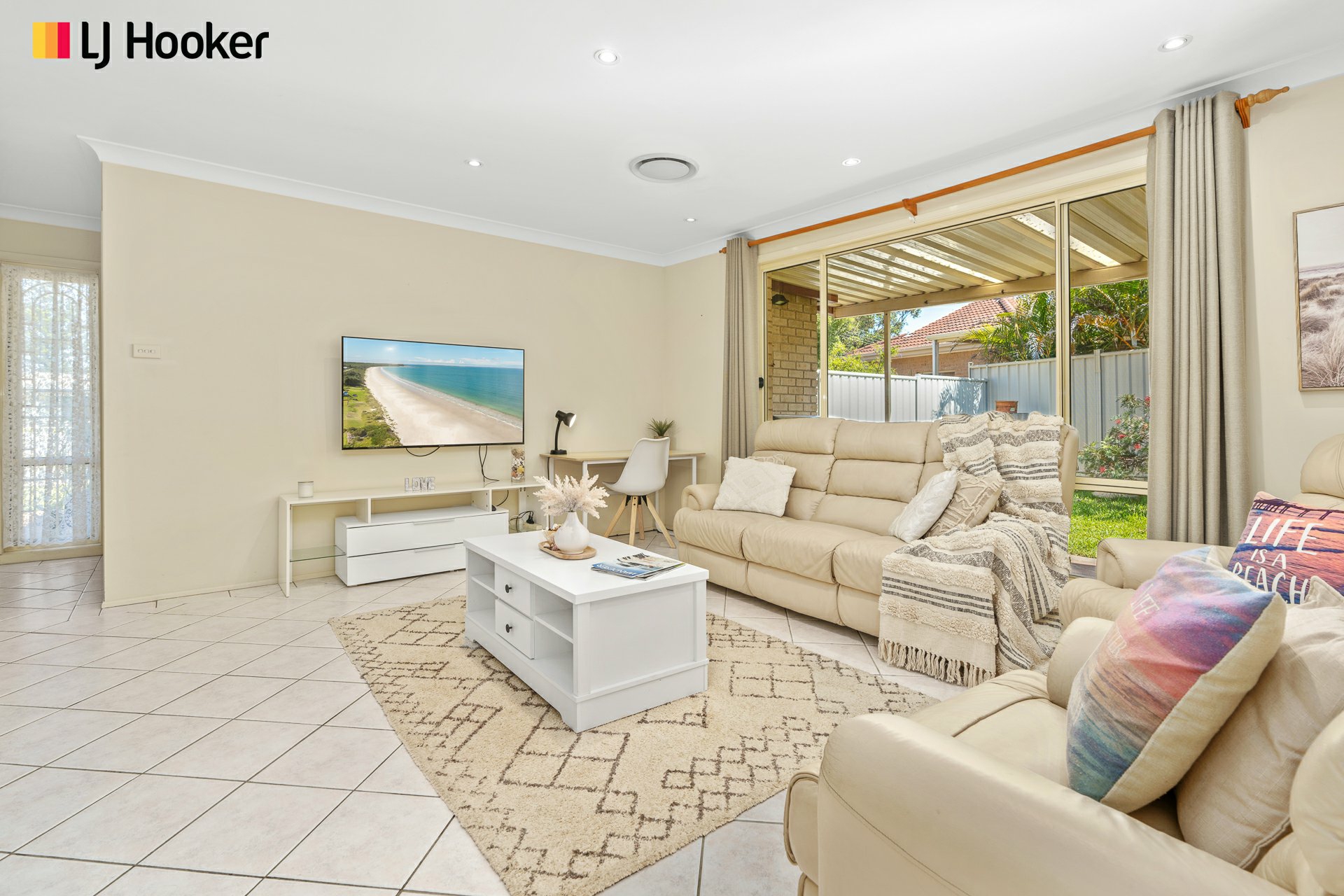 6 Watts Road, CALLALA BEACH