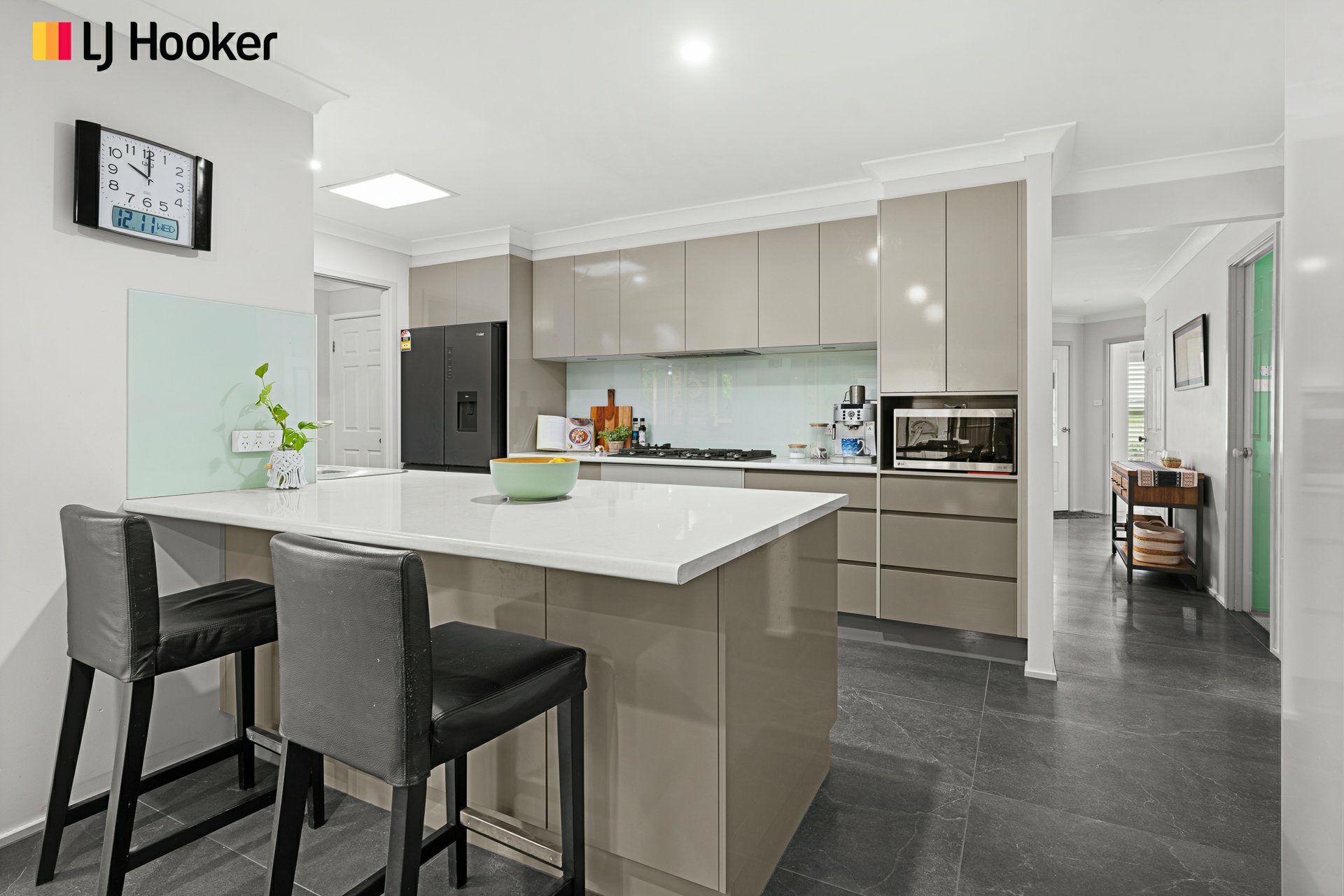 17 Stott Crescent, CALLALA BAY