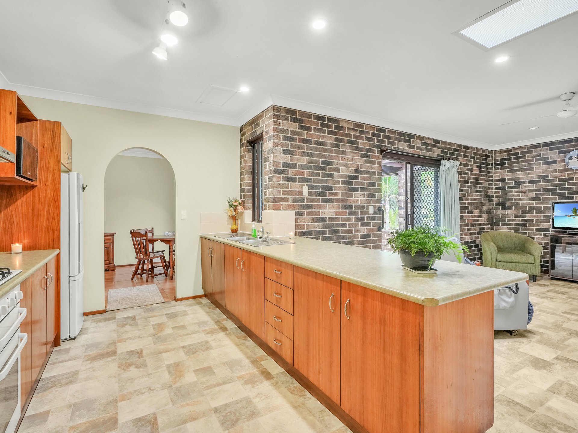 203 Island Point Road, ST GEORGES BASIN