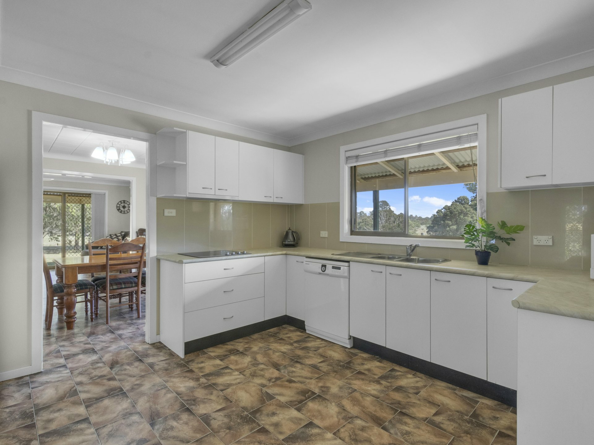150 Btu Road, NOWRA HILL