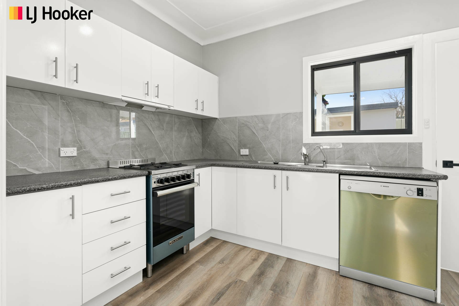 9 South Street, GREENWELL POINT