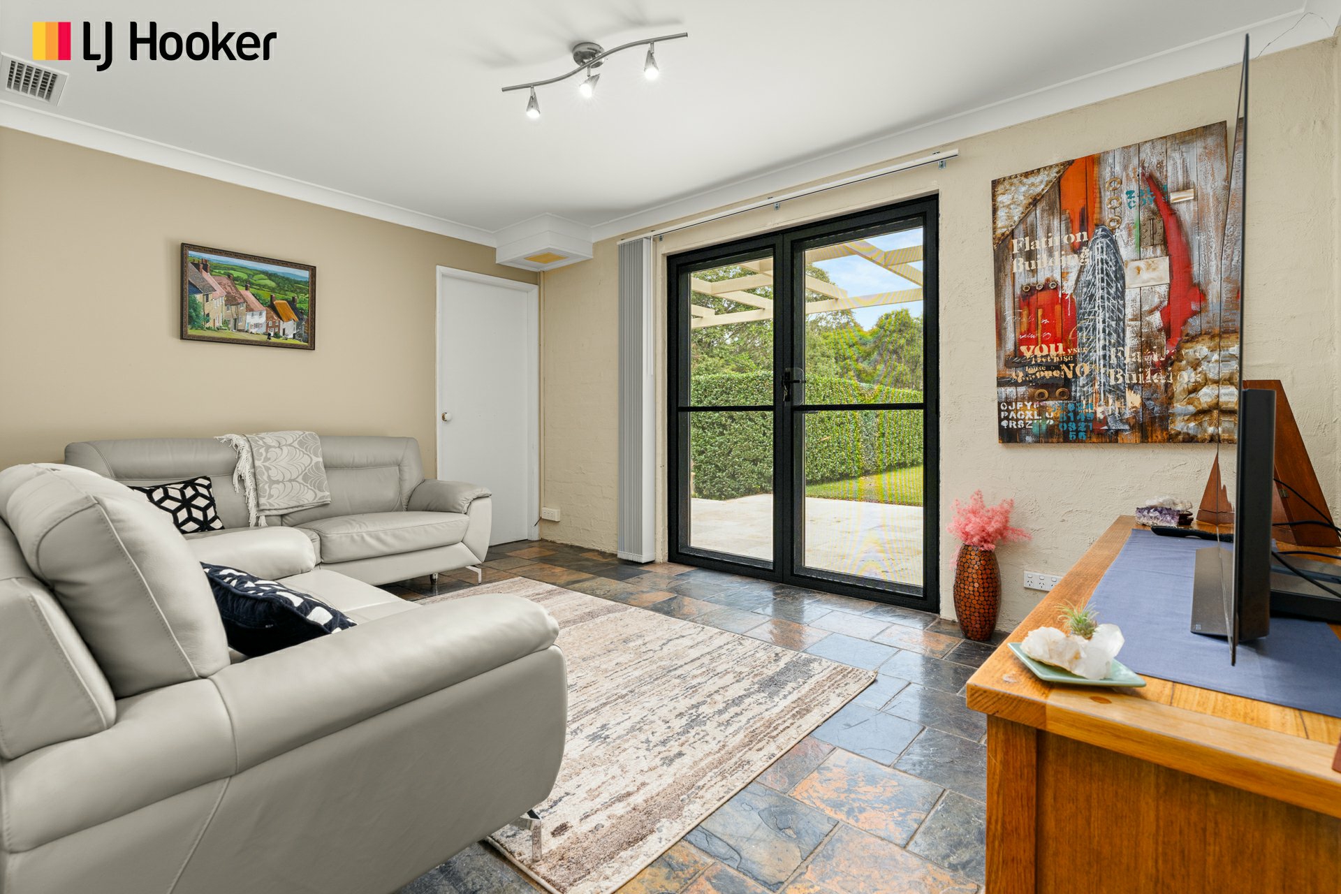 99 Kangaroo Valley Road — photo 12 of 30