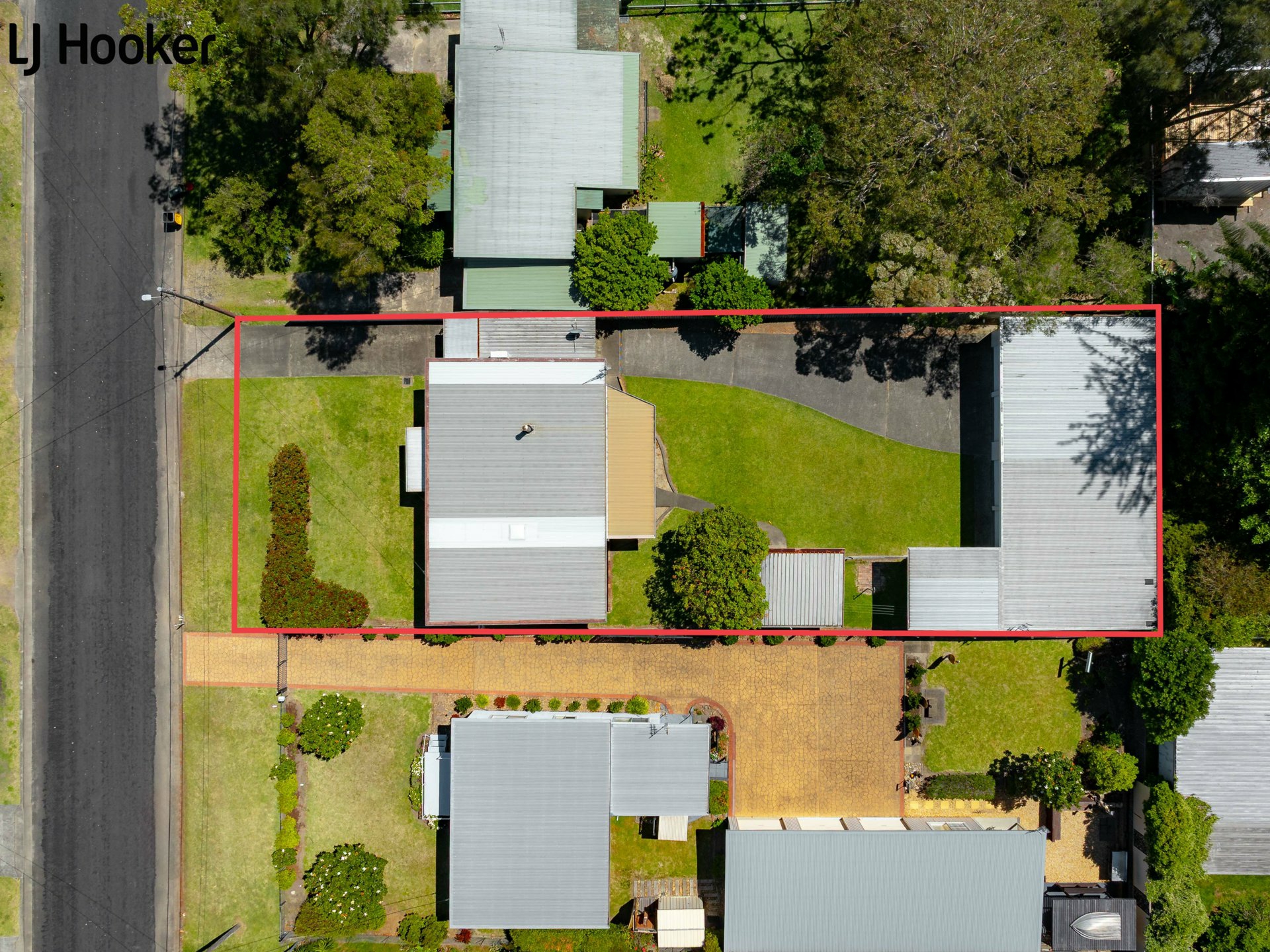 32 Gerringong Street — photo 2 of 25