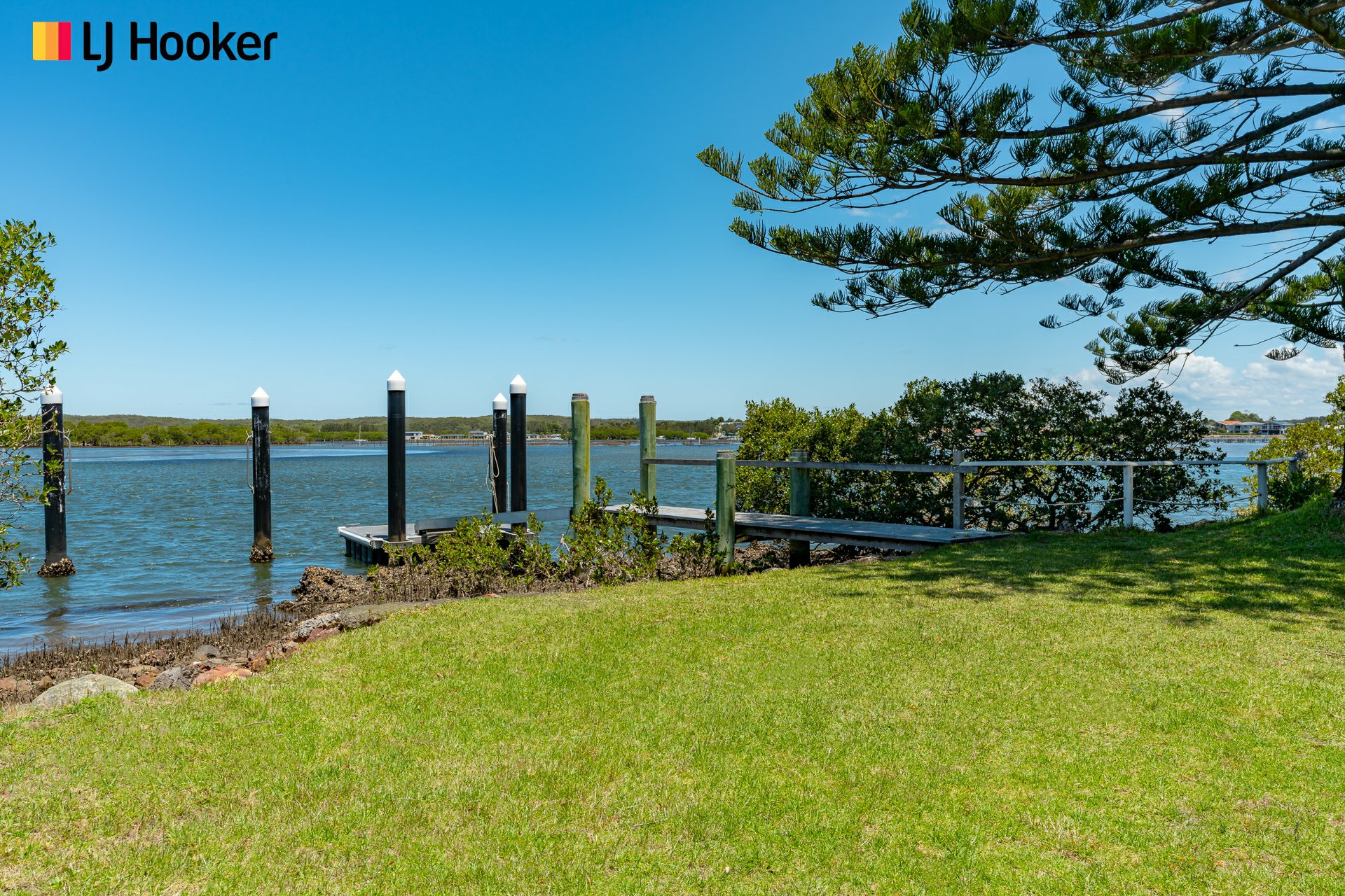 114 Greenwell Point Road — photo 4 of 12