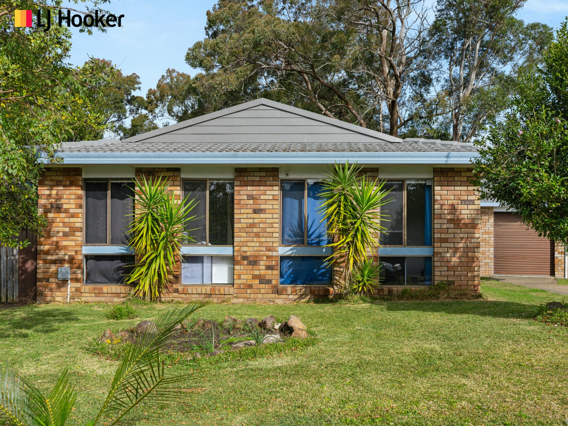 2 Kerwick Close — photo 2 of 14