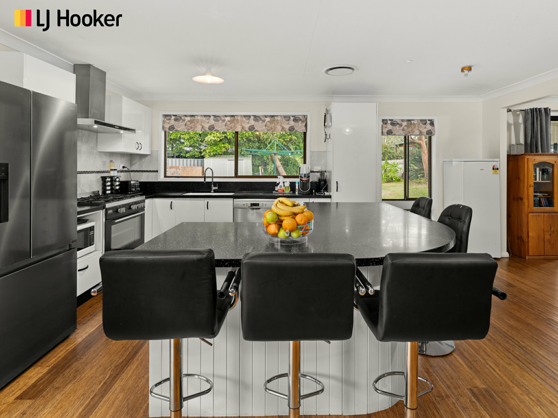 2 Kerwick Close — photo 3 of 14
