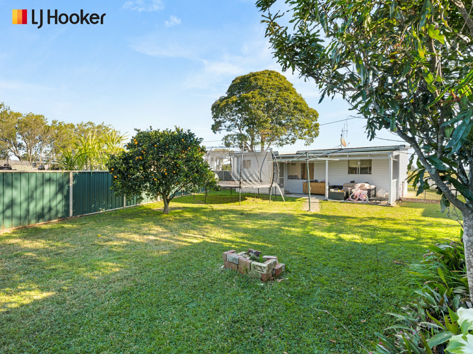 70 Greens Road — photo 9 of 11