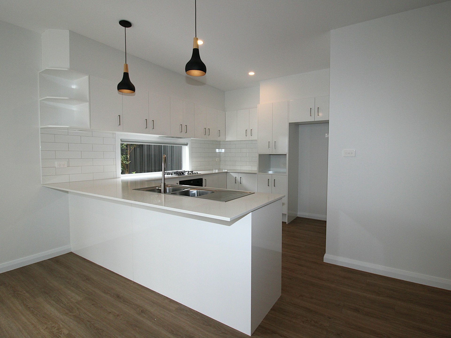 5/2 McMahons Road — photo 6 of 12