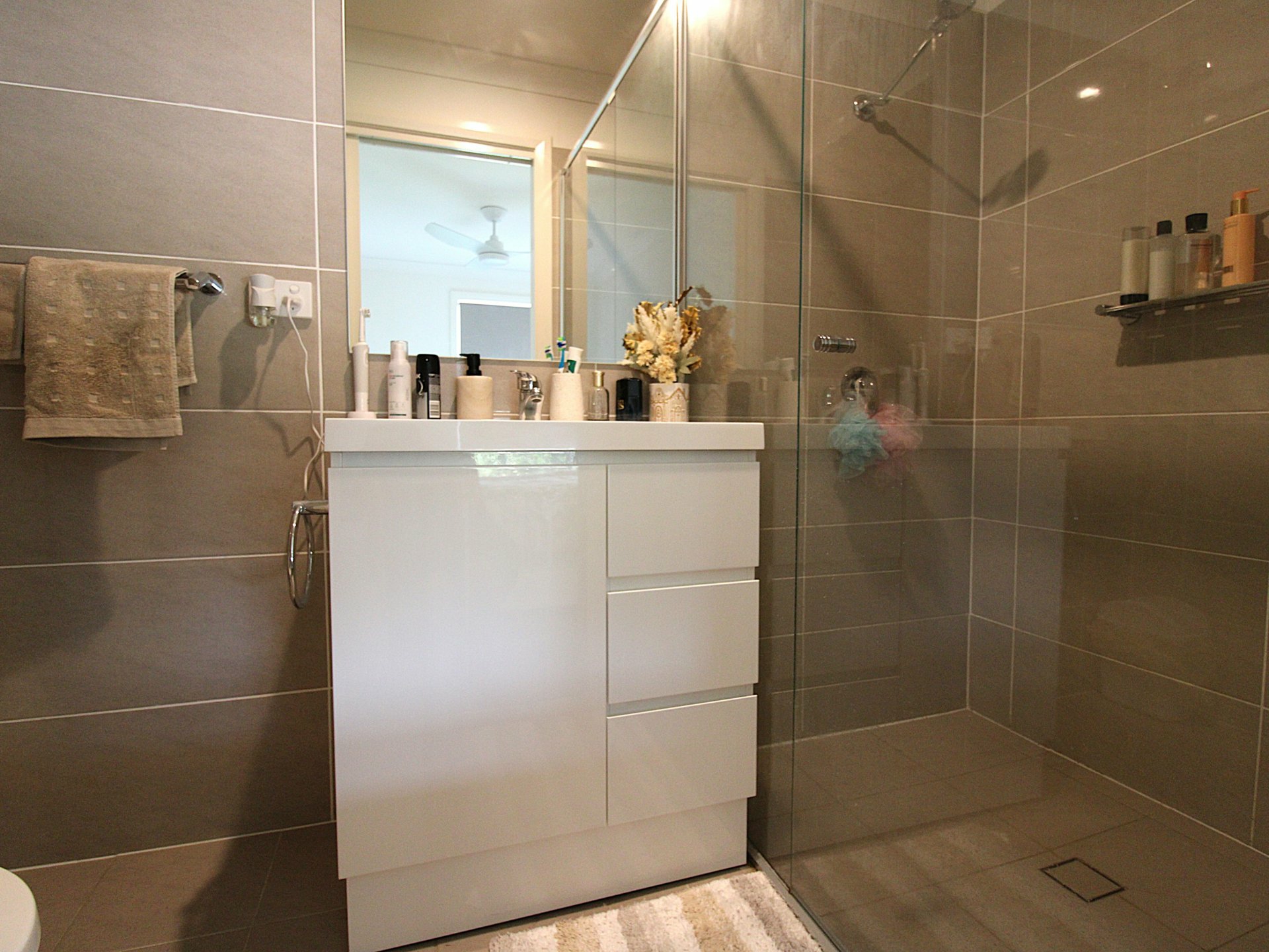 6/57 Hillcrest Avenue — photo 5 of 14