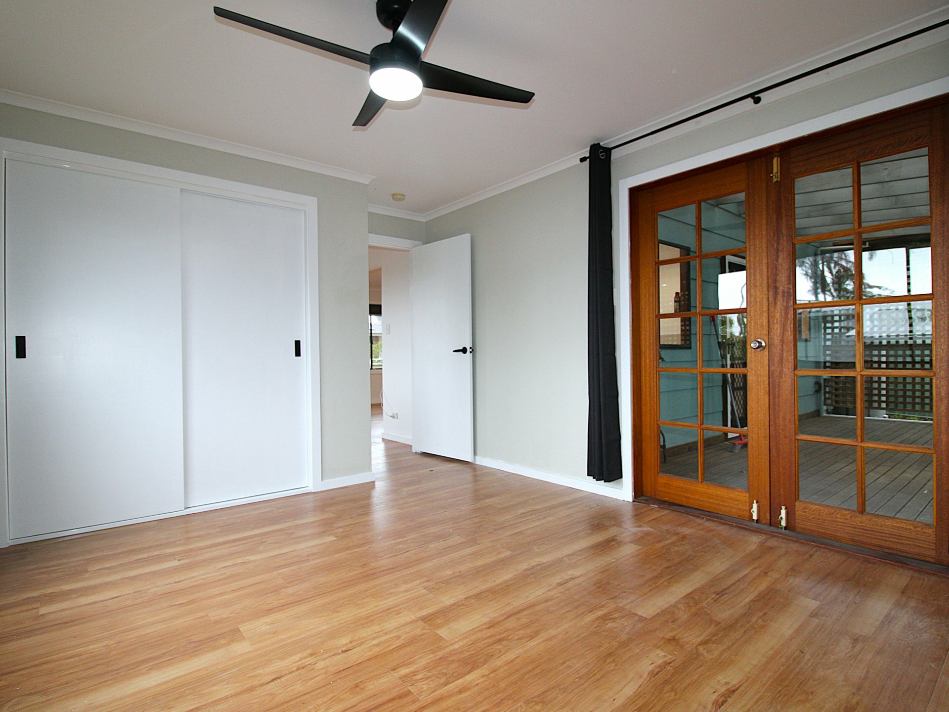 62 The Park Drive — photo 10 of 16