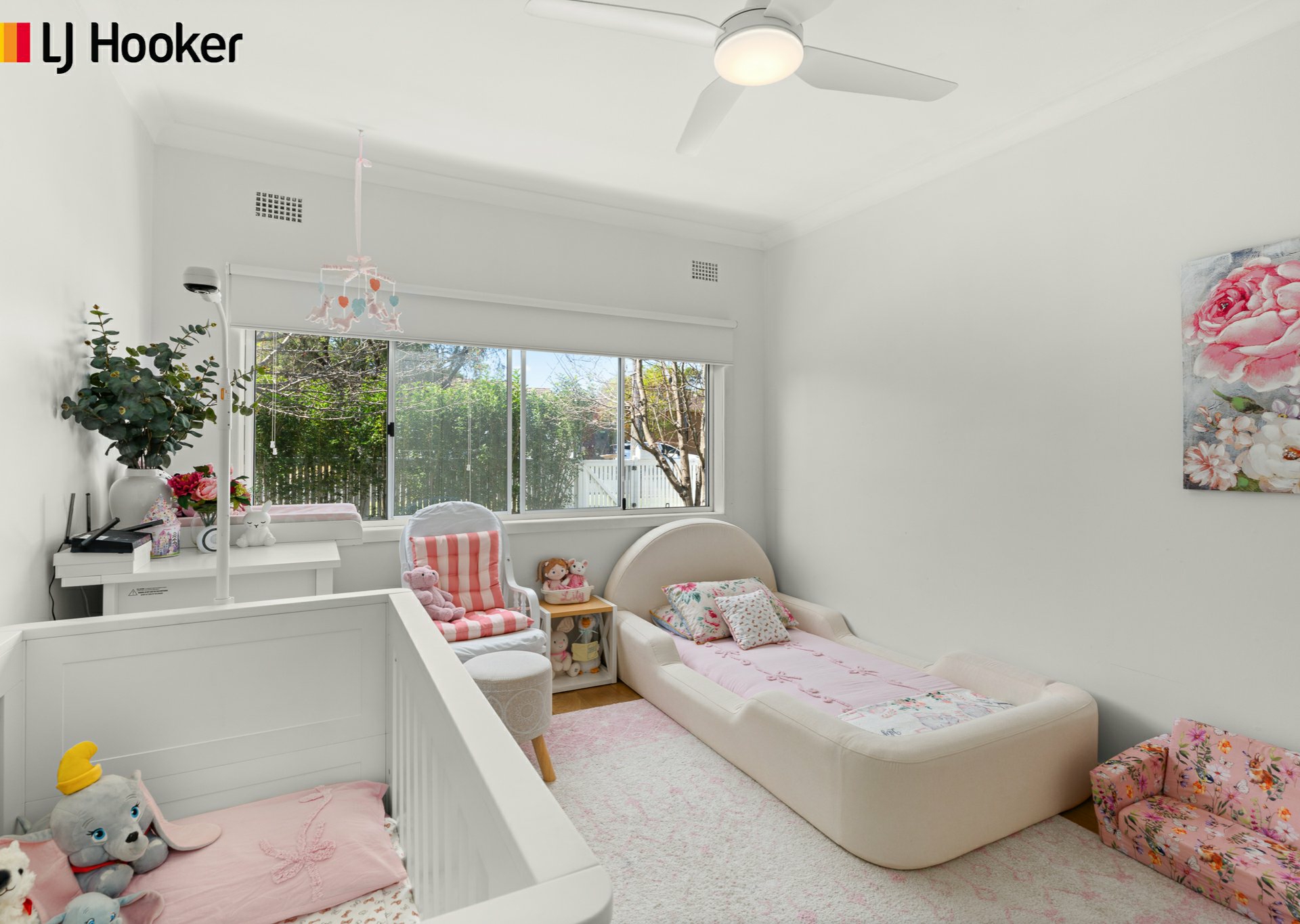27 Brinawarr Street — photo 8 of 24