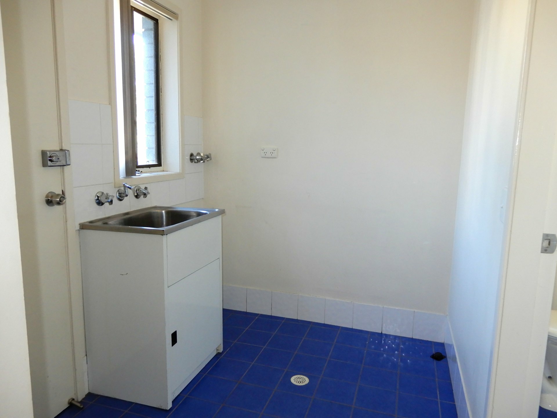 2/67 Albert Street — photo 8 of 8