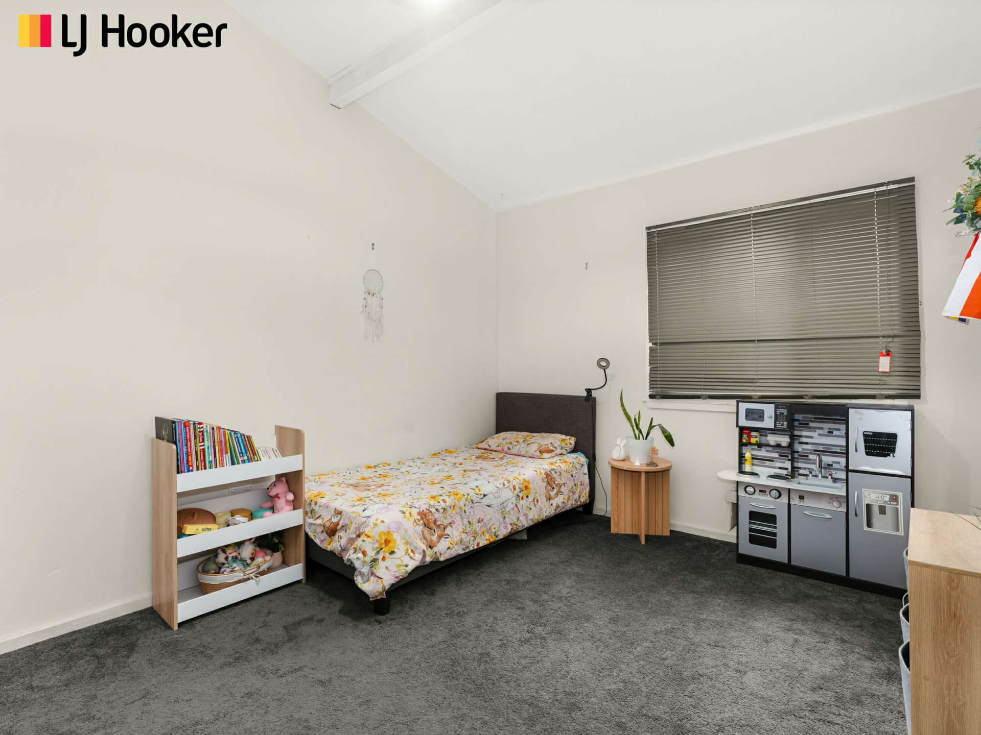 5 Elder Crescent — photo 13 of 22