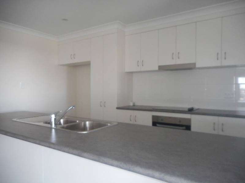 12 Gee Place, GRACEMERE