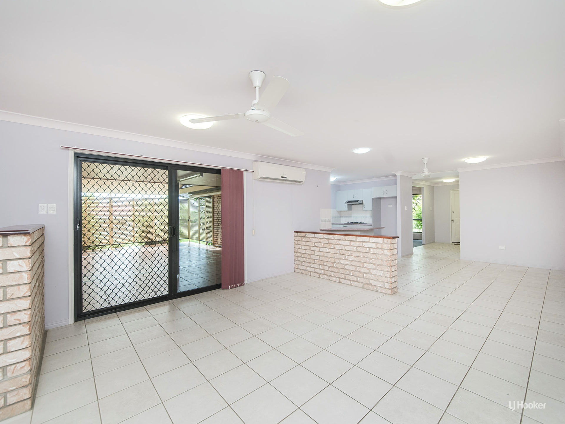10-12 Mark Acton Close, ROCKYVIEW
