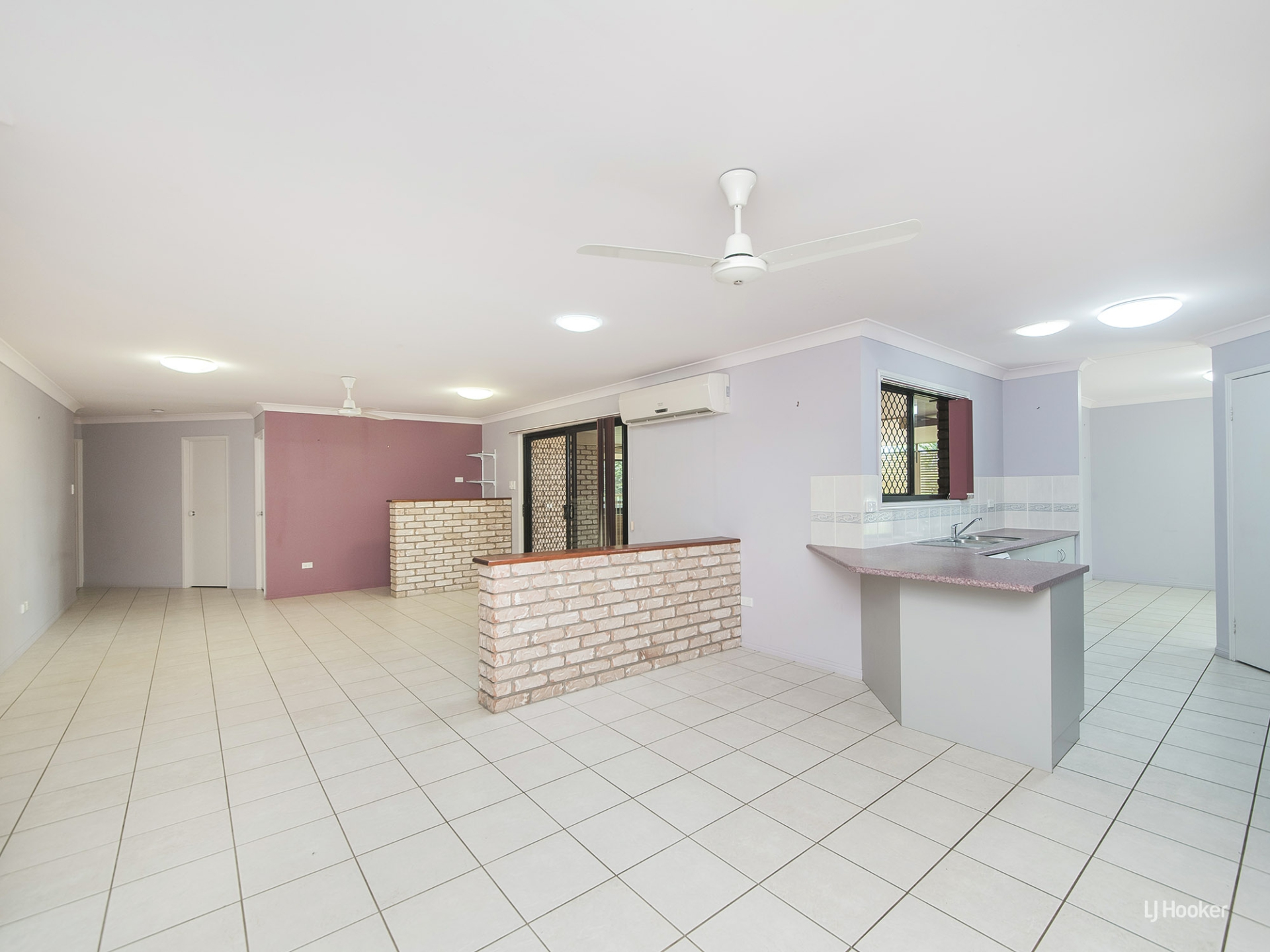 10-12 Mark Acton Close, ROCKYVIEW