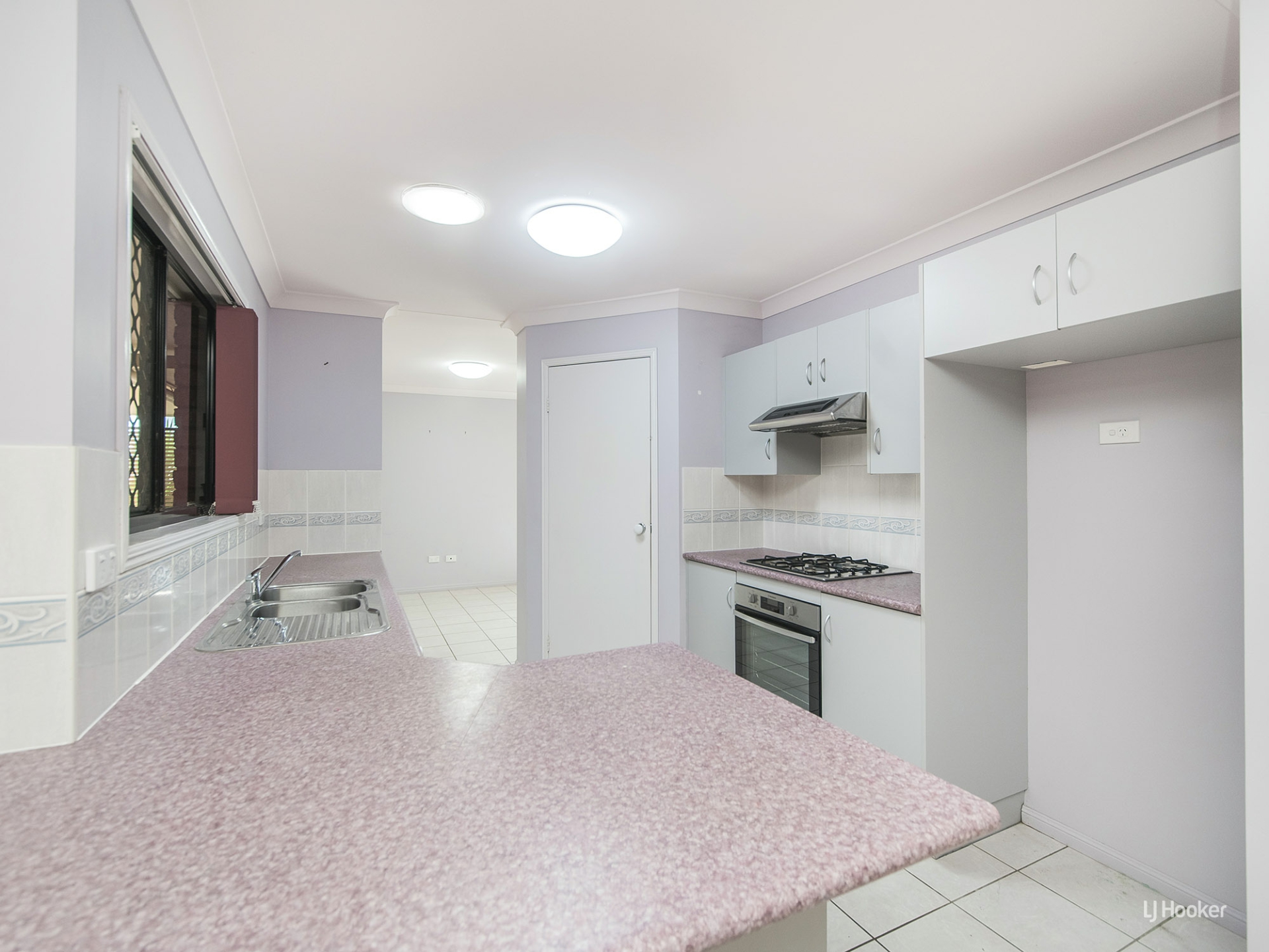 10-12 Mark Acton Close, ROCKYVIEW