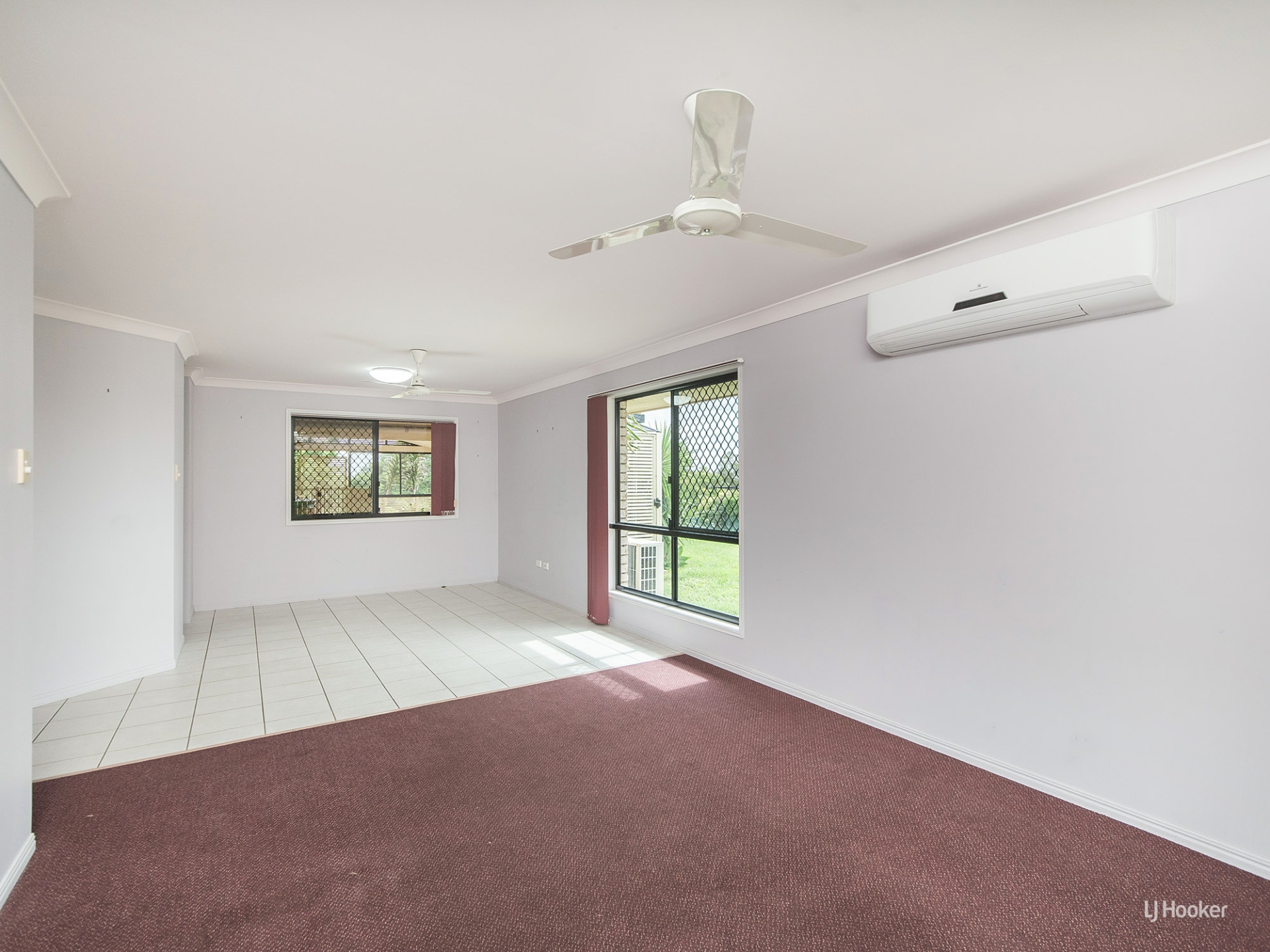 10-12 Mark Acton Close, ROCKYVIEW