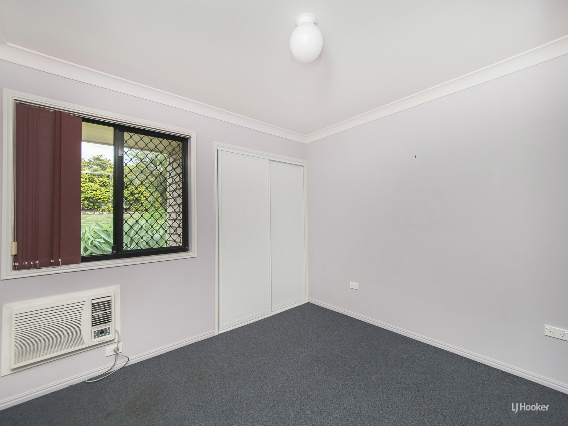 10-12 Mark Acton Close, ROCKYVIEW