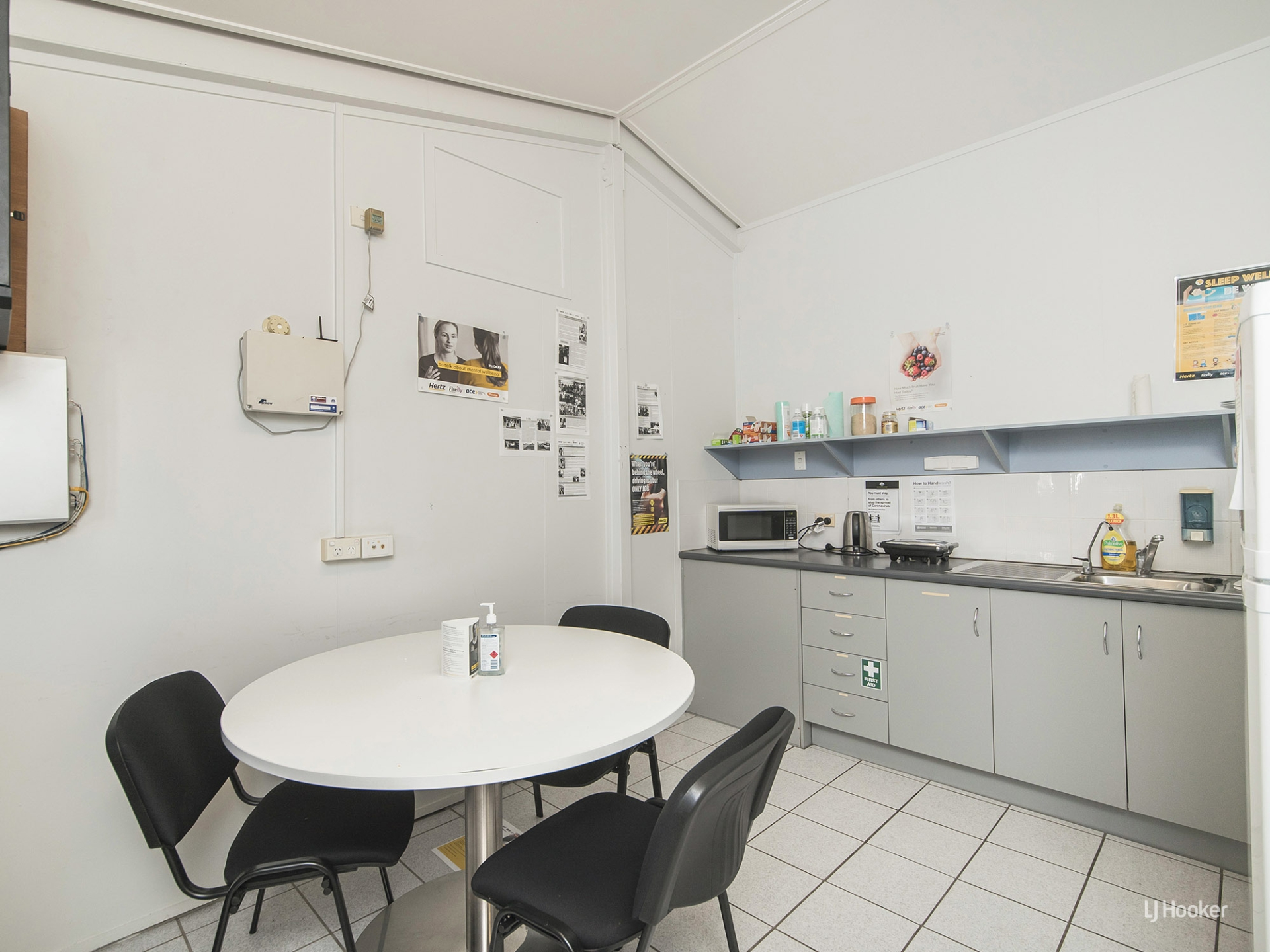 115-119 Canoona Road, WEST ROCKHAMPTON
