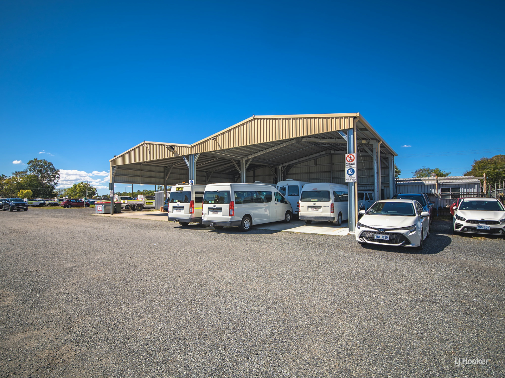 115-119 Canoona Road, WEST ROCKHAMPTON