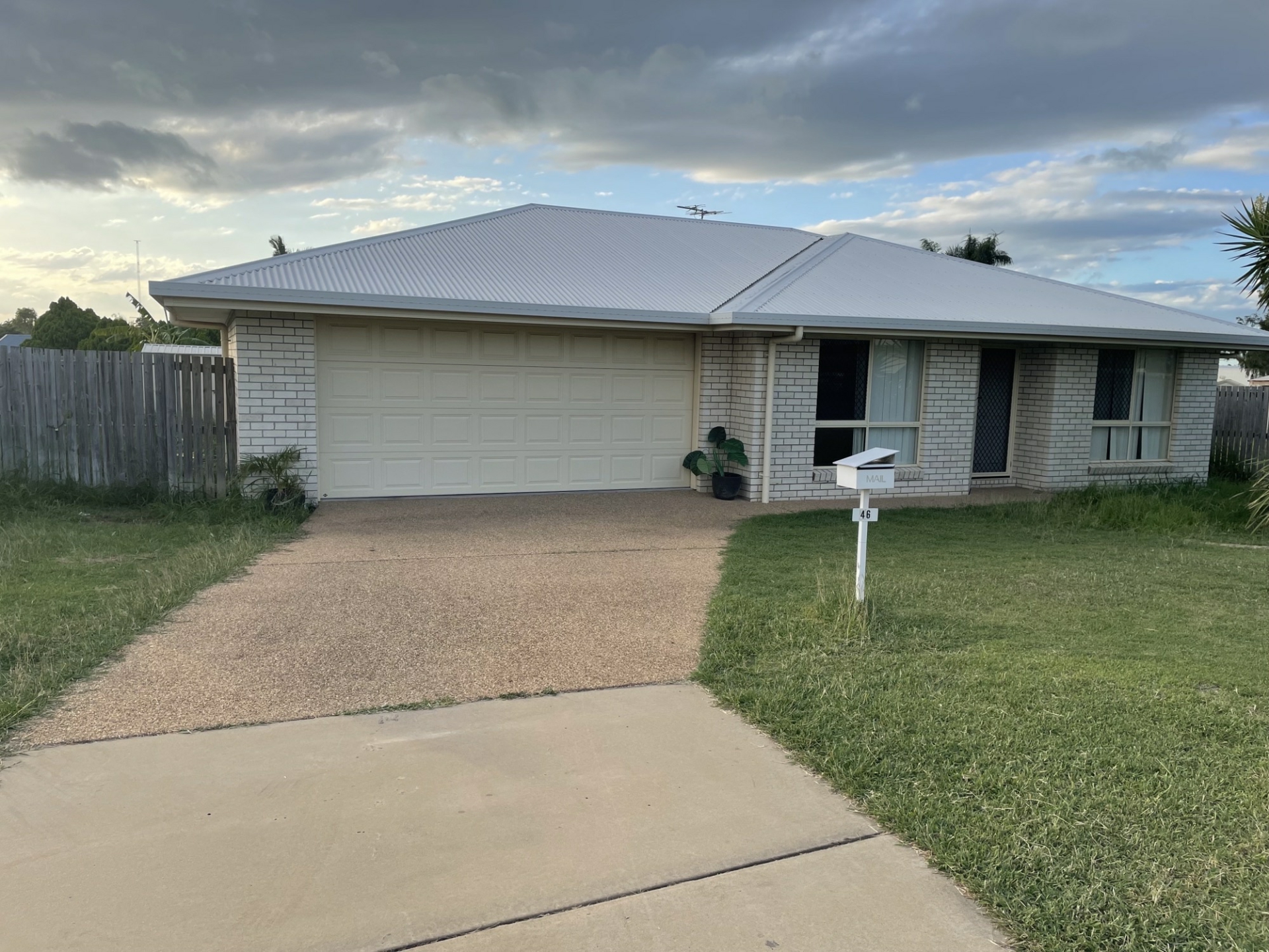 46 Bronco Crescent, GRACEMERE