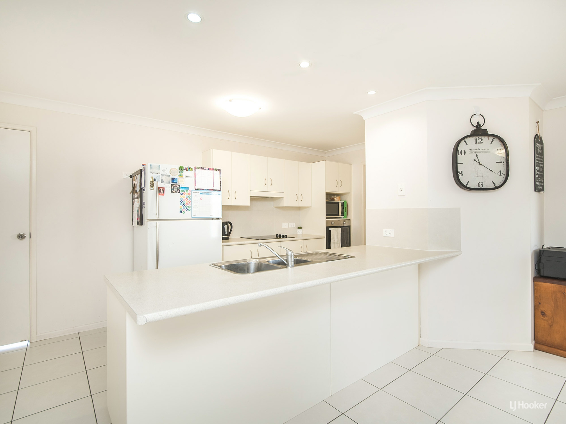 46 Bronco Crescent, GRACEMERE