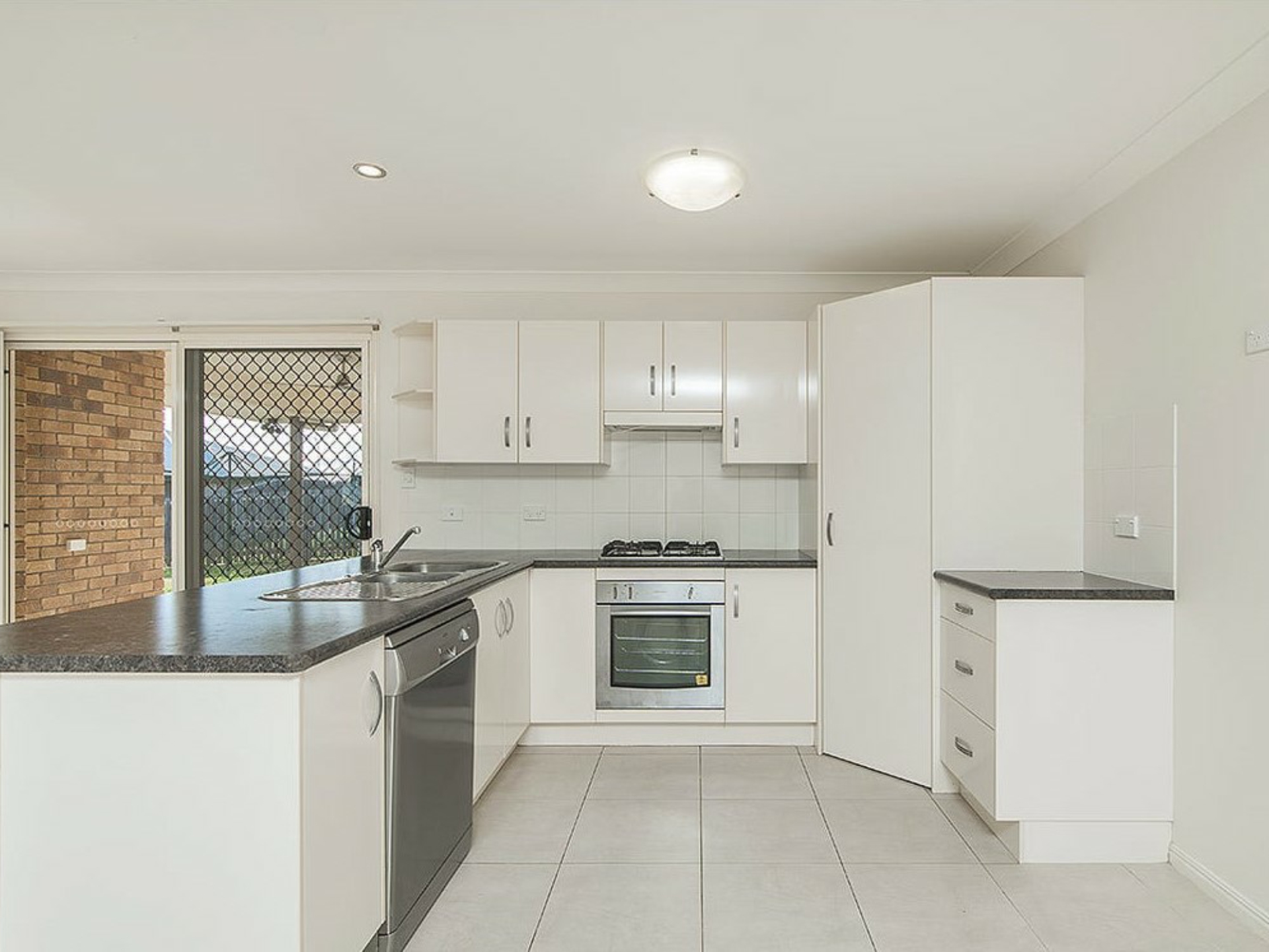 6 Abby Drive, GRACEMERE