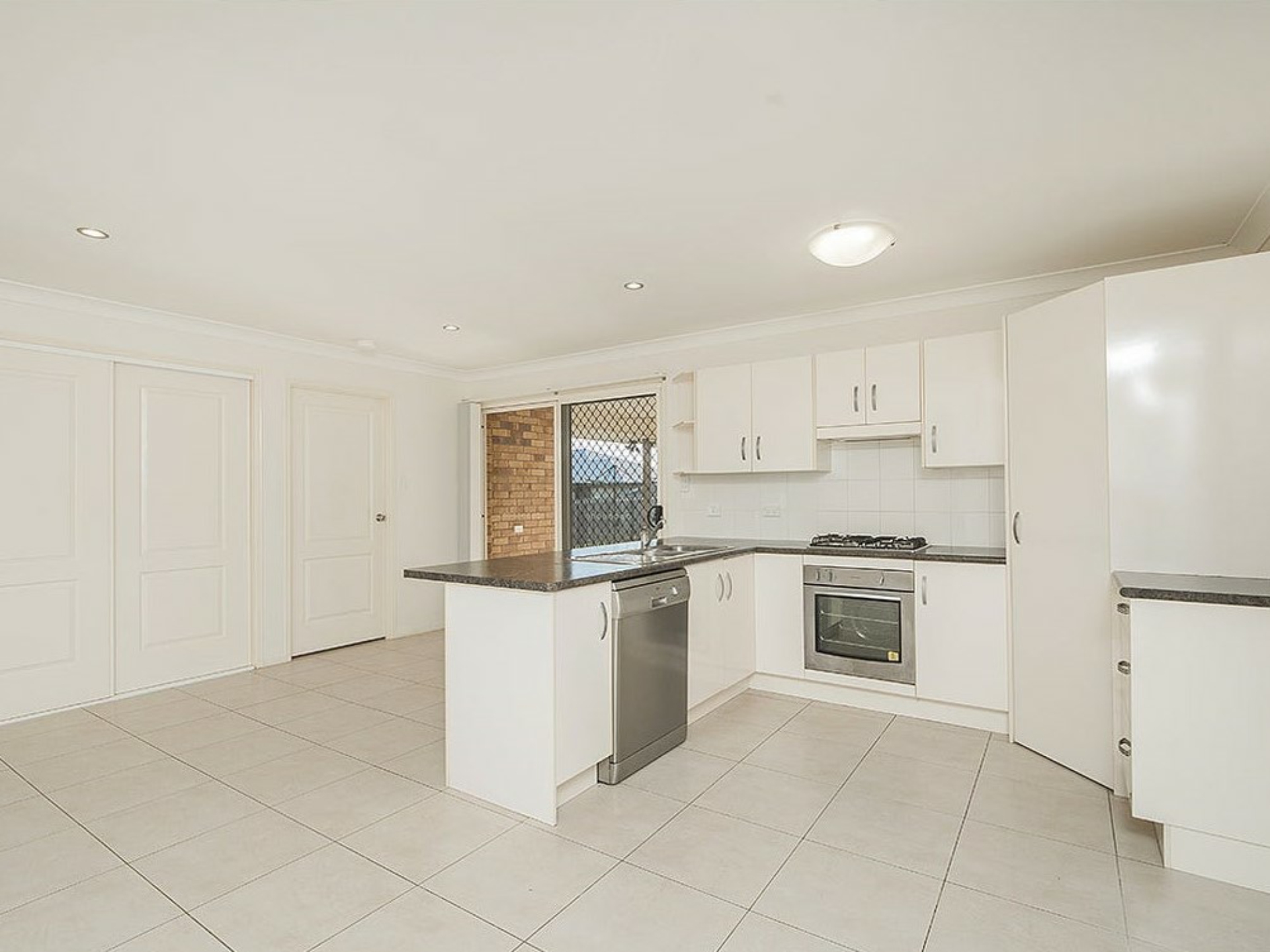 6 Abby Drive, GRACEMERE