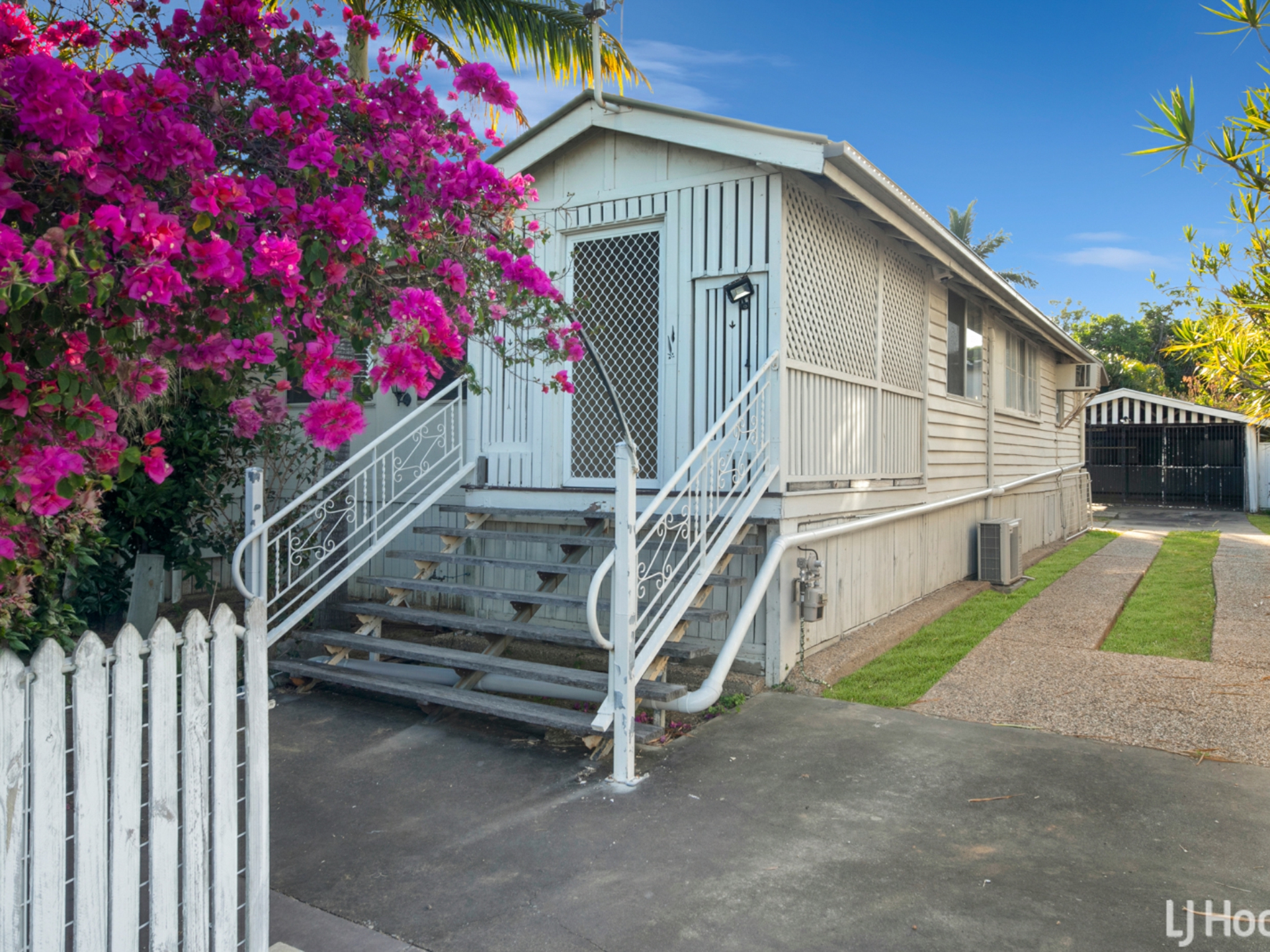 246 Upper Dawson Road, The Range