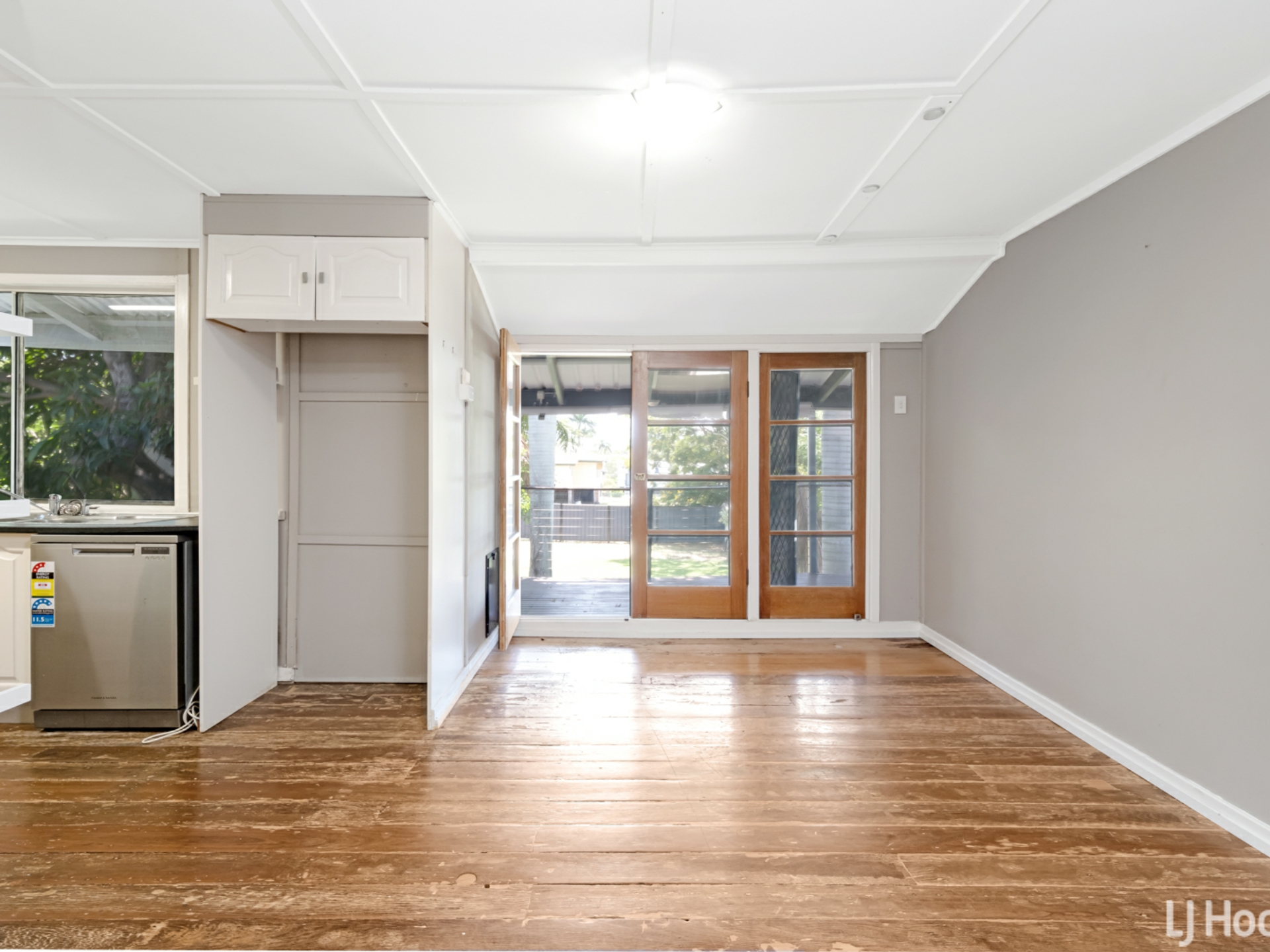 27 Rose Street, KOONGAL