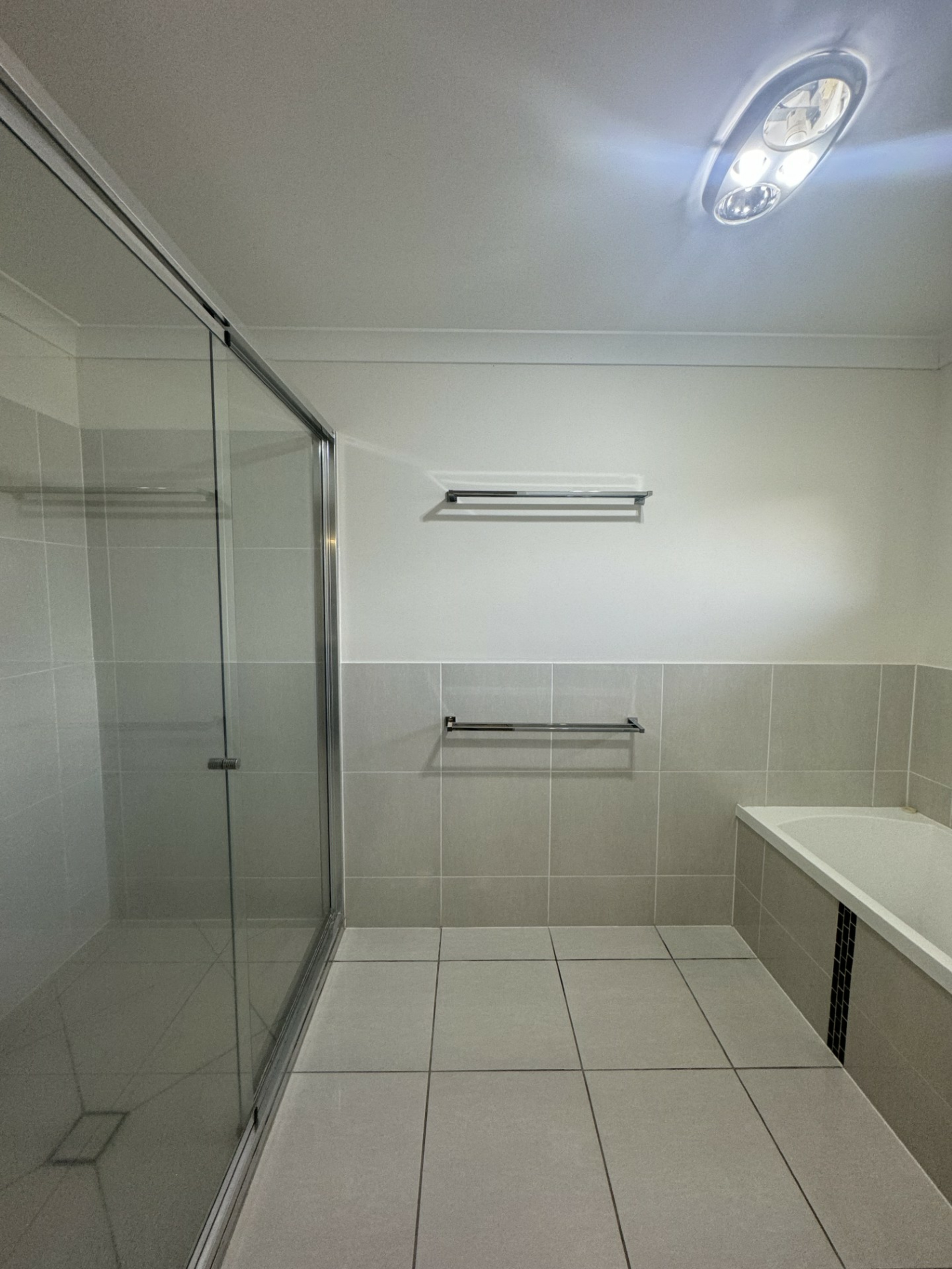 16 Stirling Drive, ROCKYVIEW