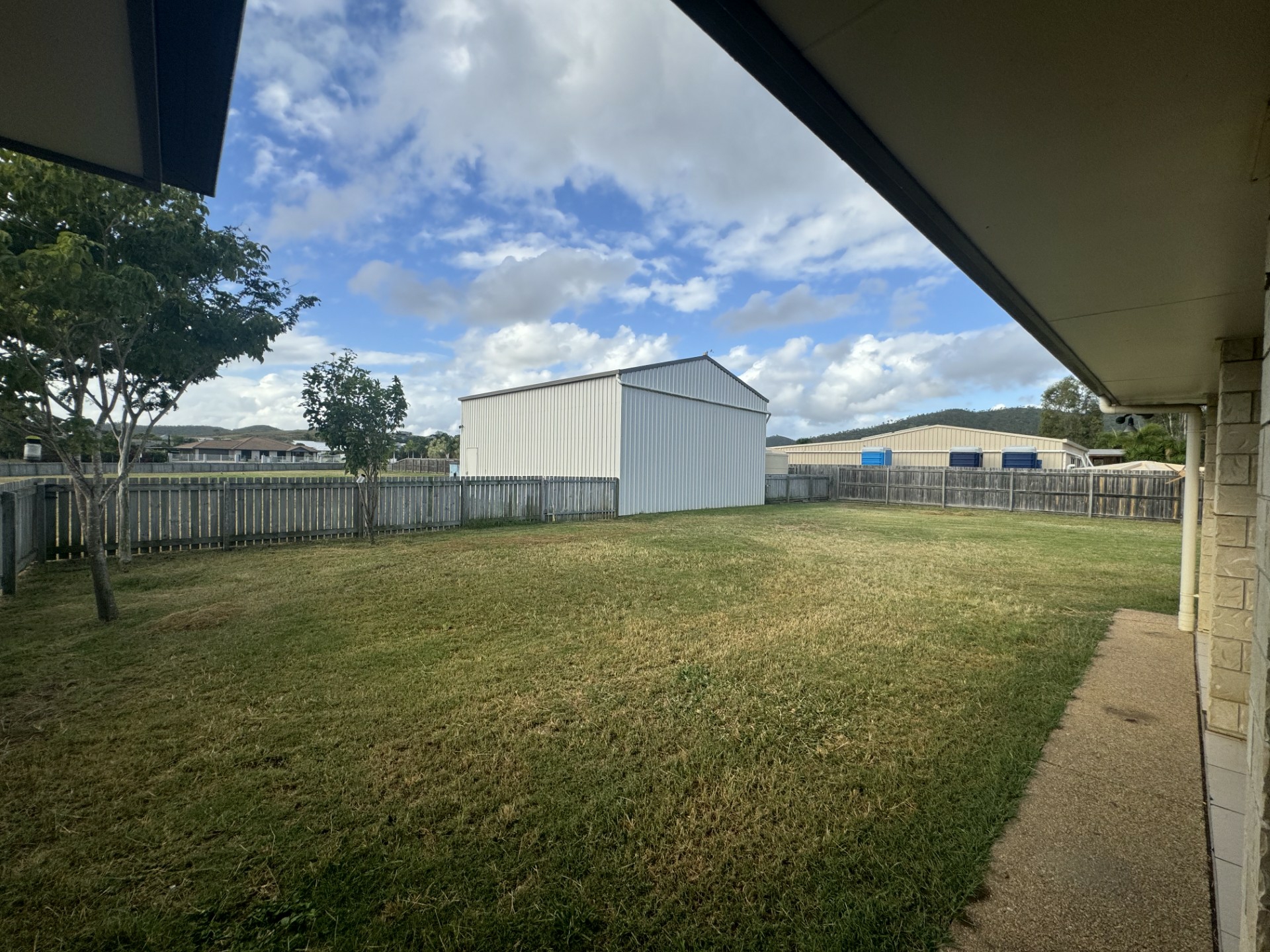16 Stirling Drive, ROCKYVIEW