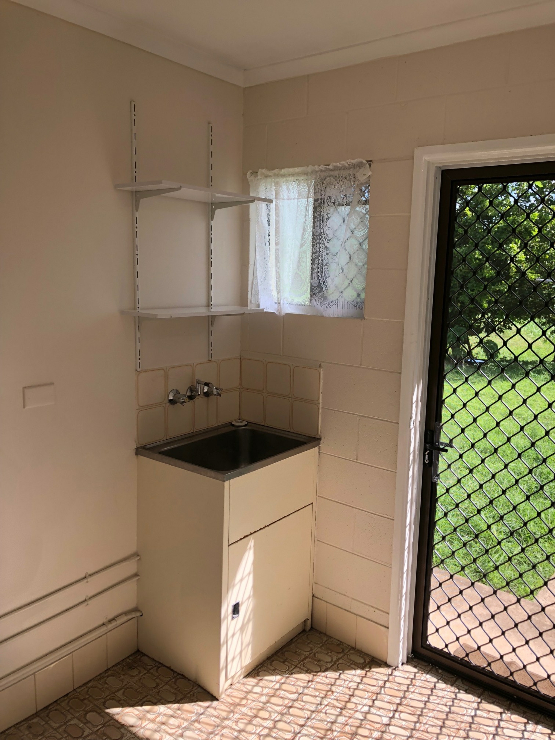 2/11 Withers Street, KAWANA