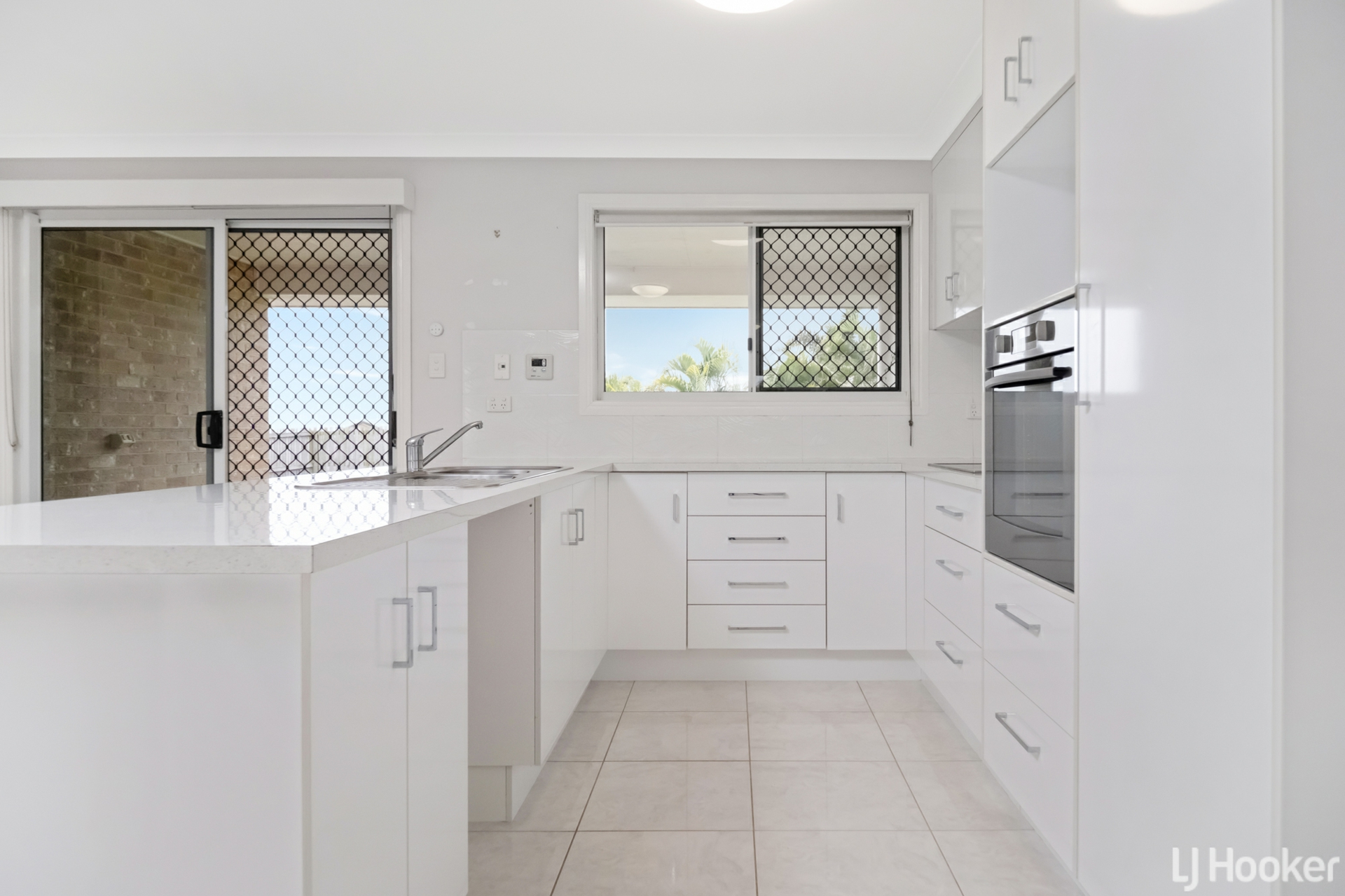 10 Boatwright Avenue, GRACEMERE